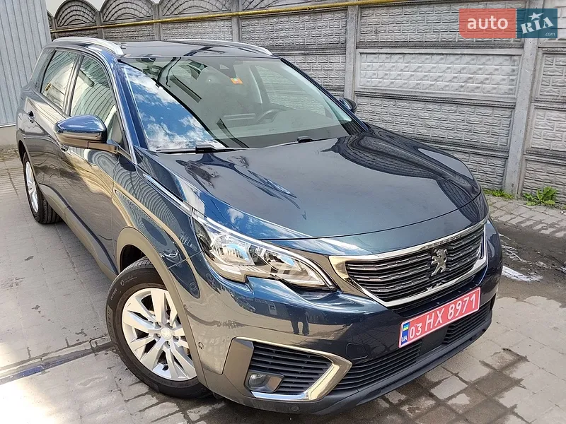 Peugeot 5008
