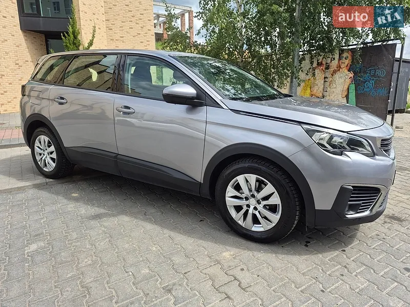Peugeot 5008 2019