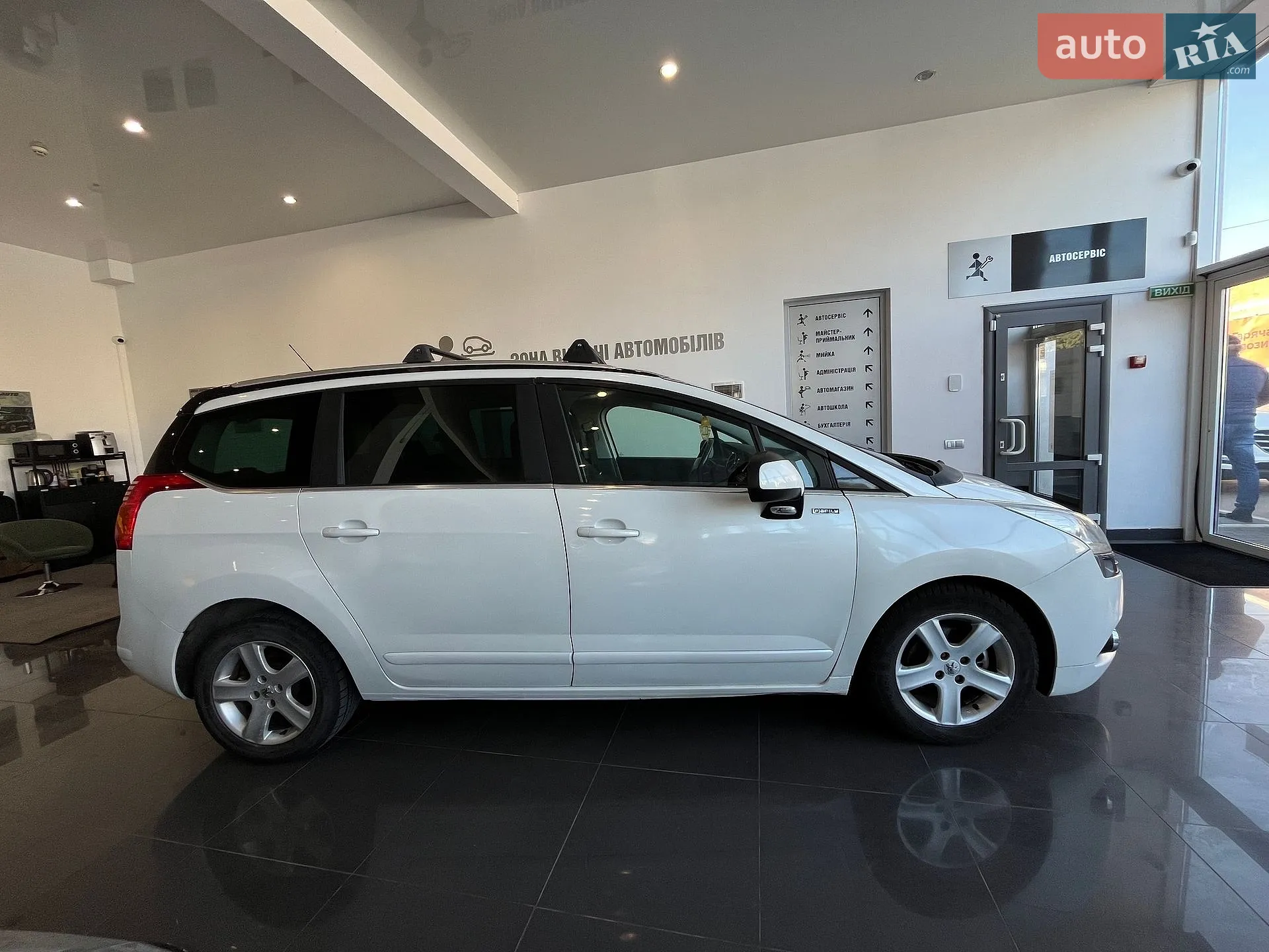 2012 Peugeot 5008 - мініатюра 8