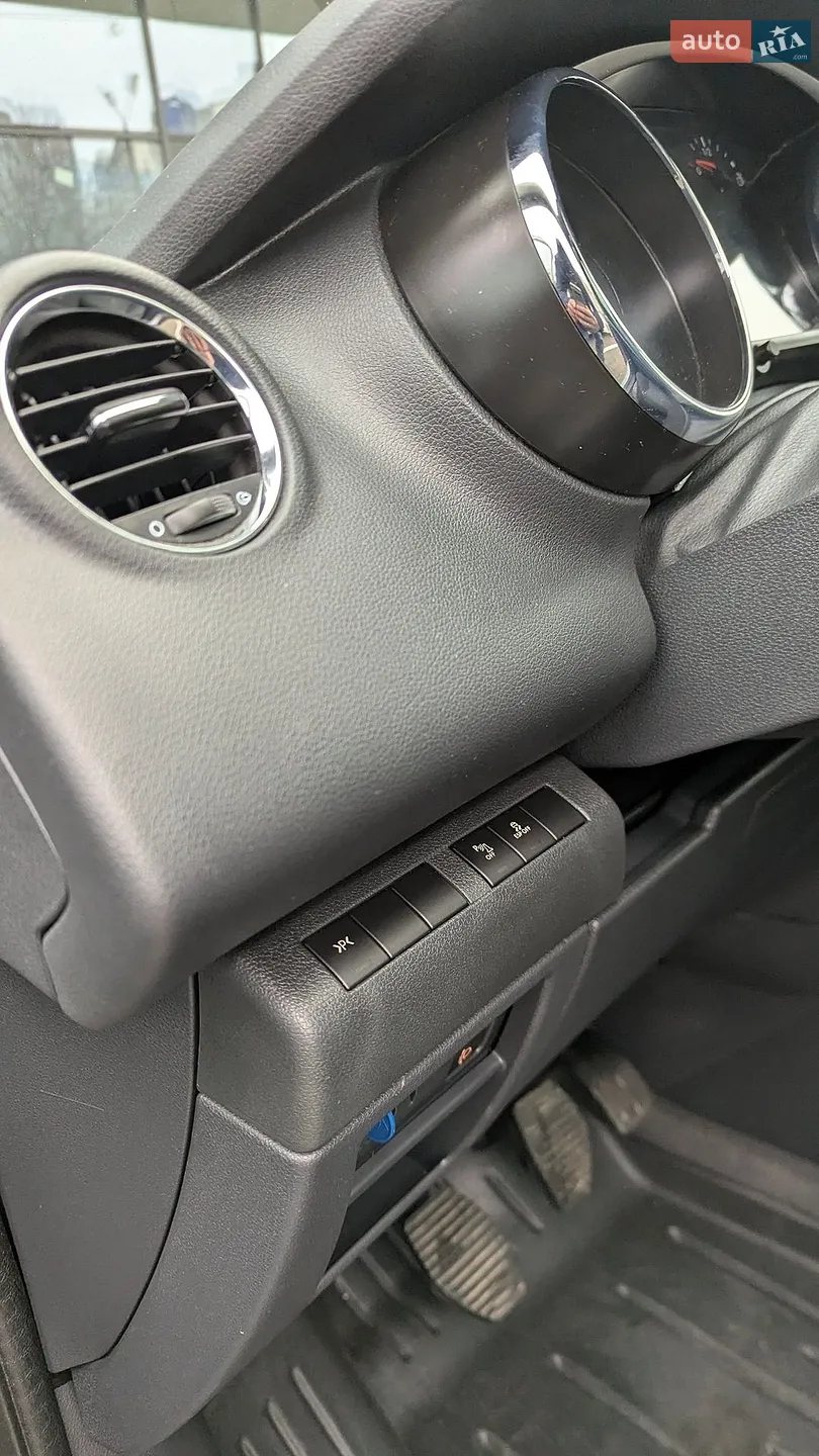 2011 Peugeot 5008 - мініатюра 20