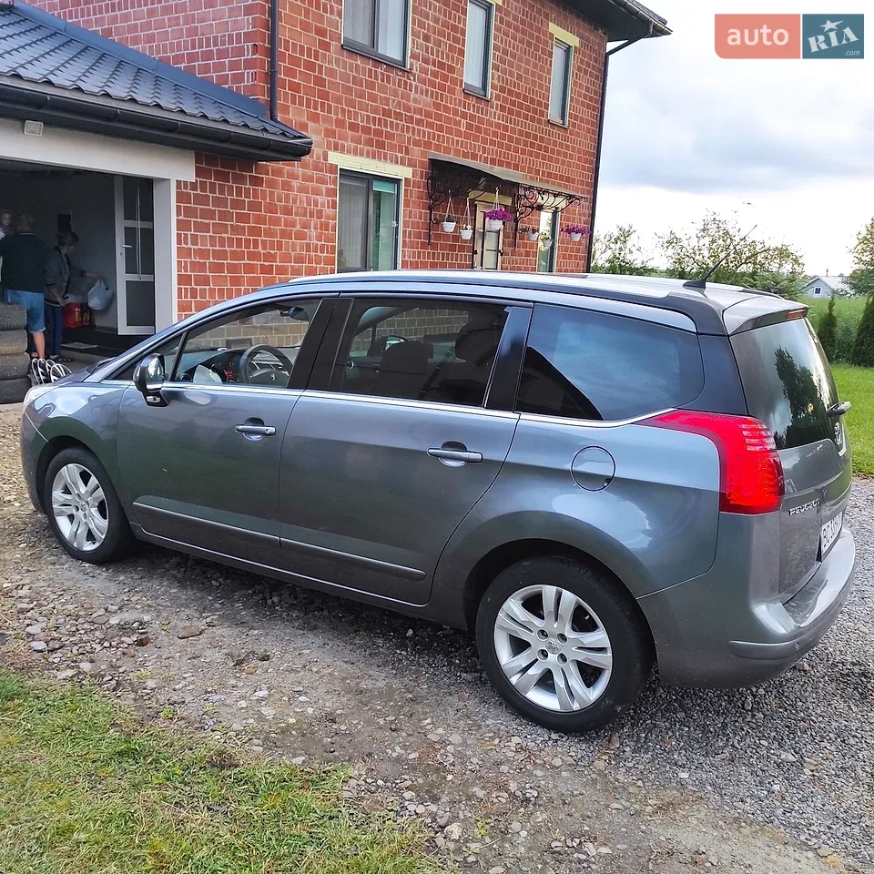 2011 Peugeot 5008 - мініатюра 18
