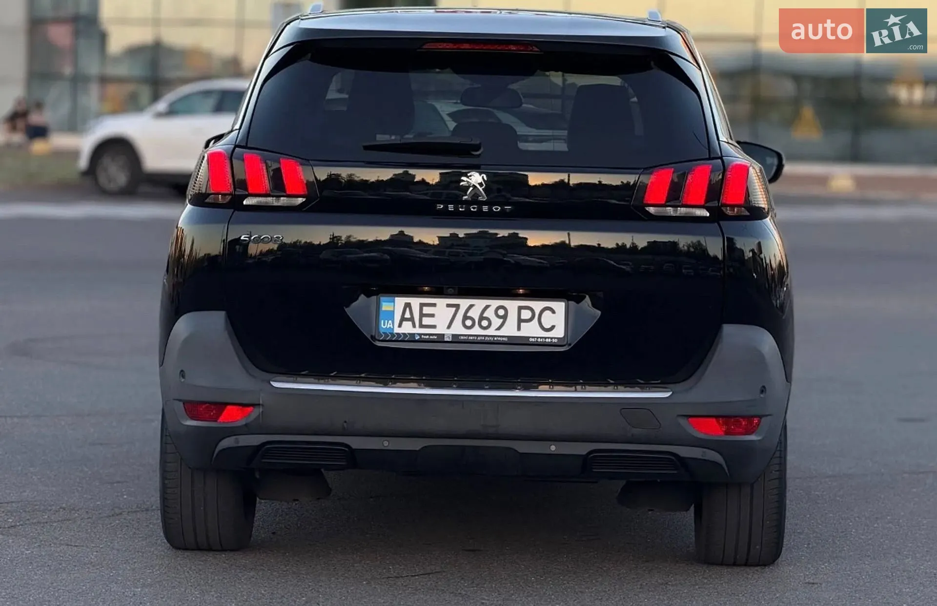2017 Peugeot 5008 - мініатюра 10