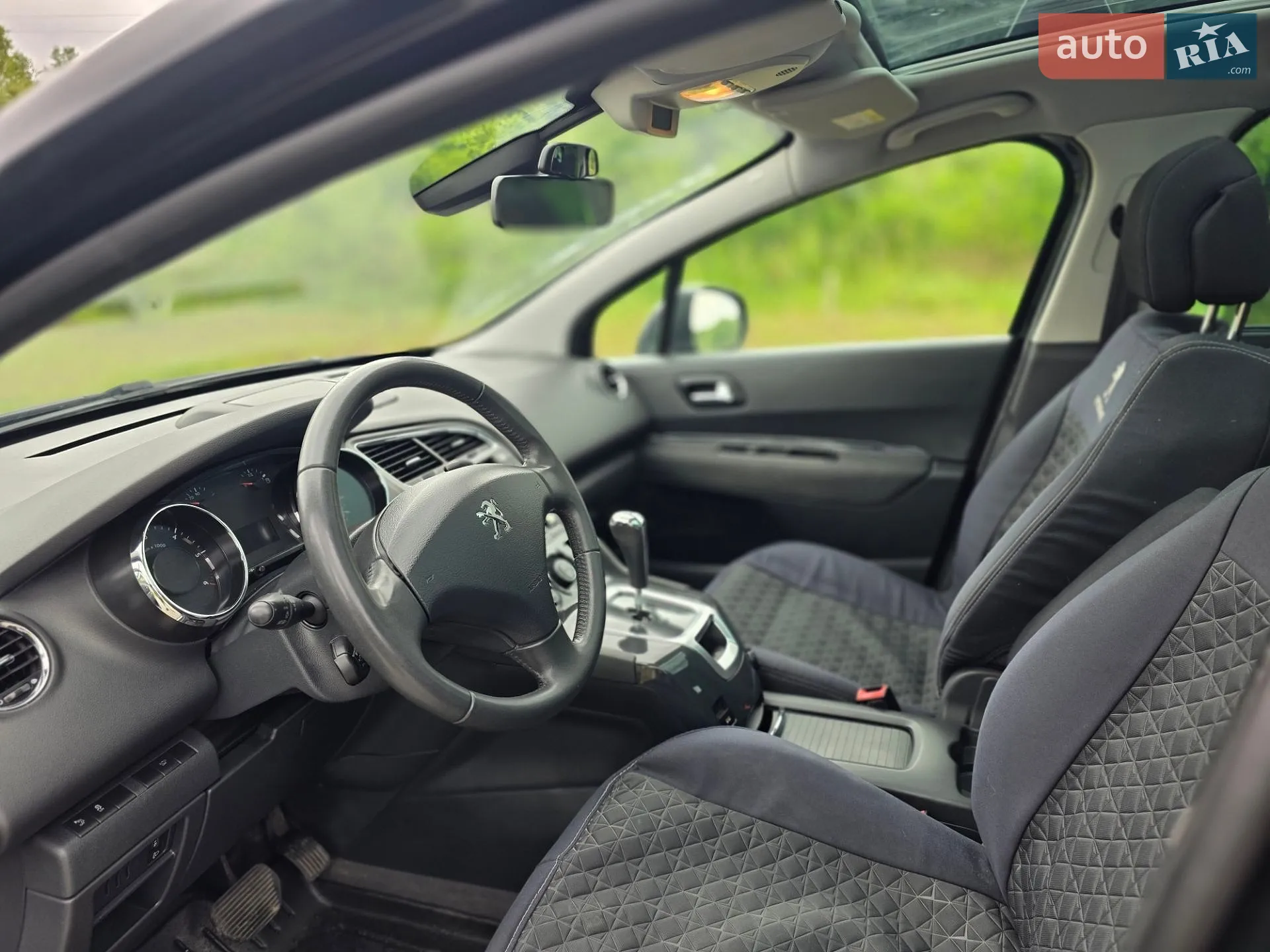 Peugeot 5008 2014 VIN VF30A9HD8ES013105 фото оголошення 16 з 32