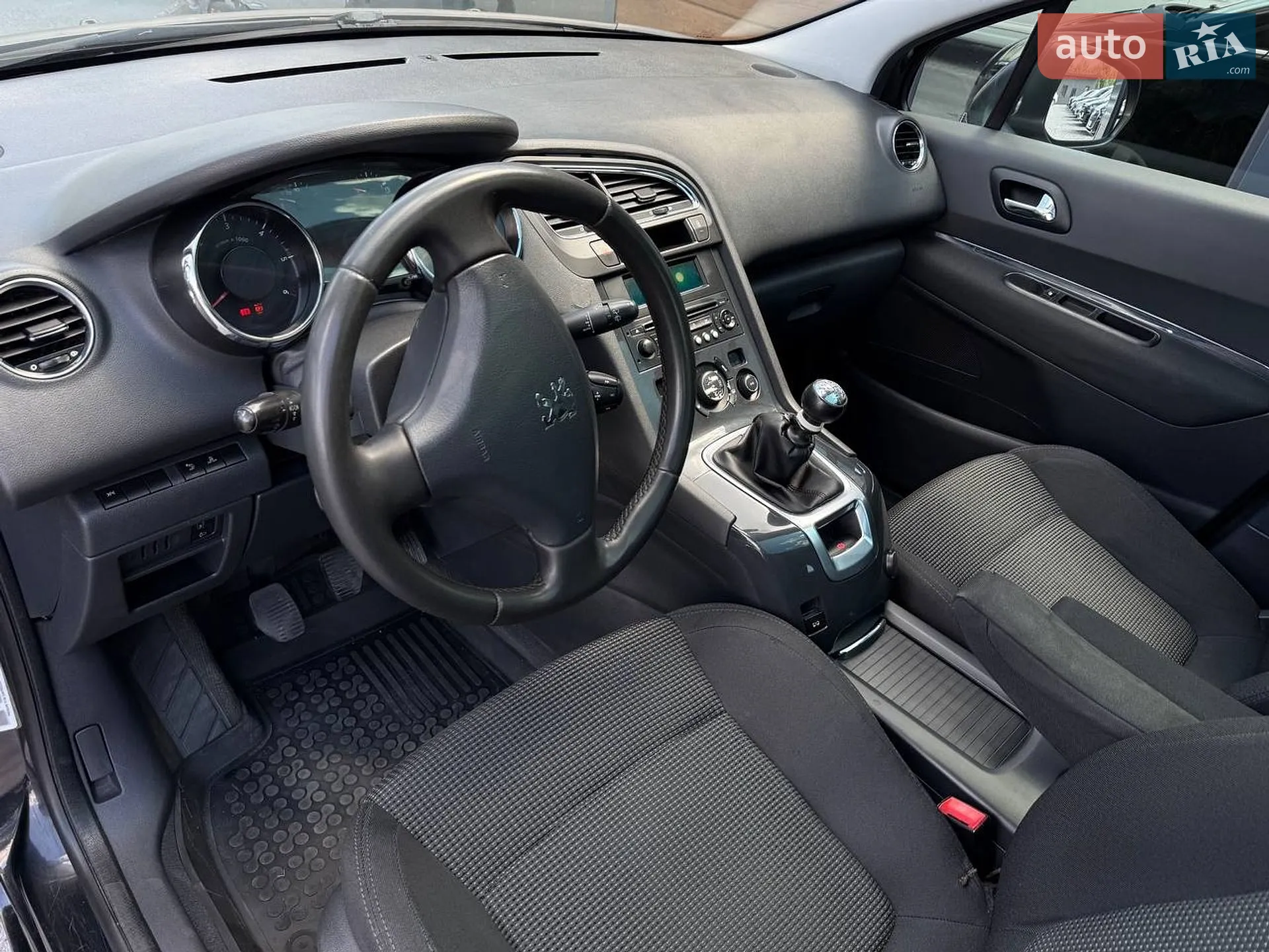 2010 Peugeot 5008 - мініатюра 16