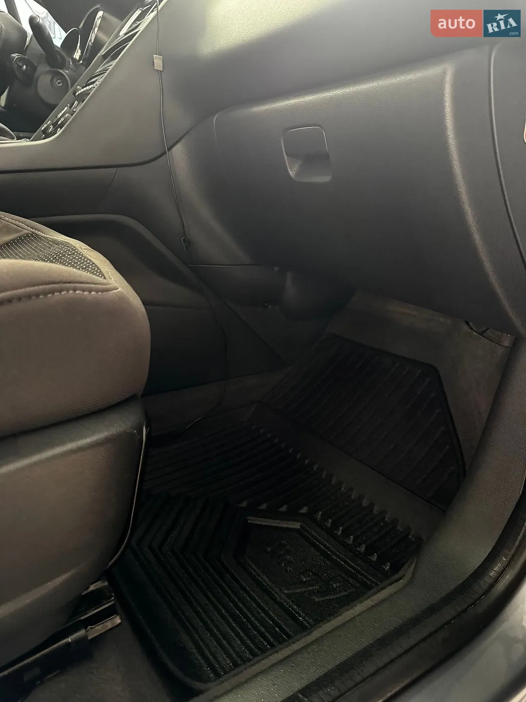 2011 Peugeot 5008 - мініатюра 24