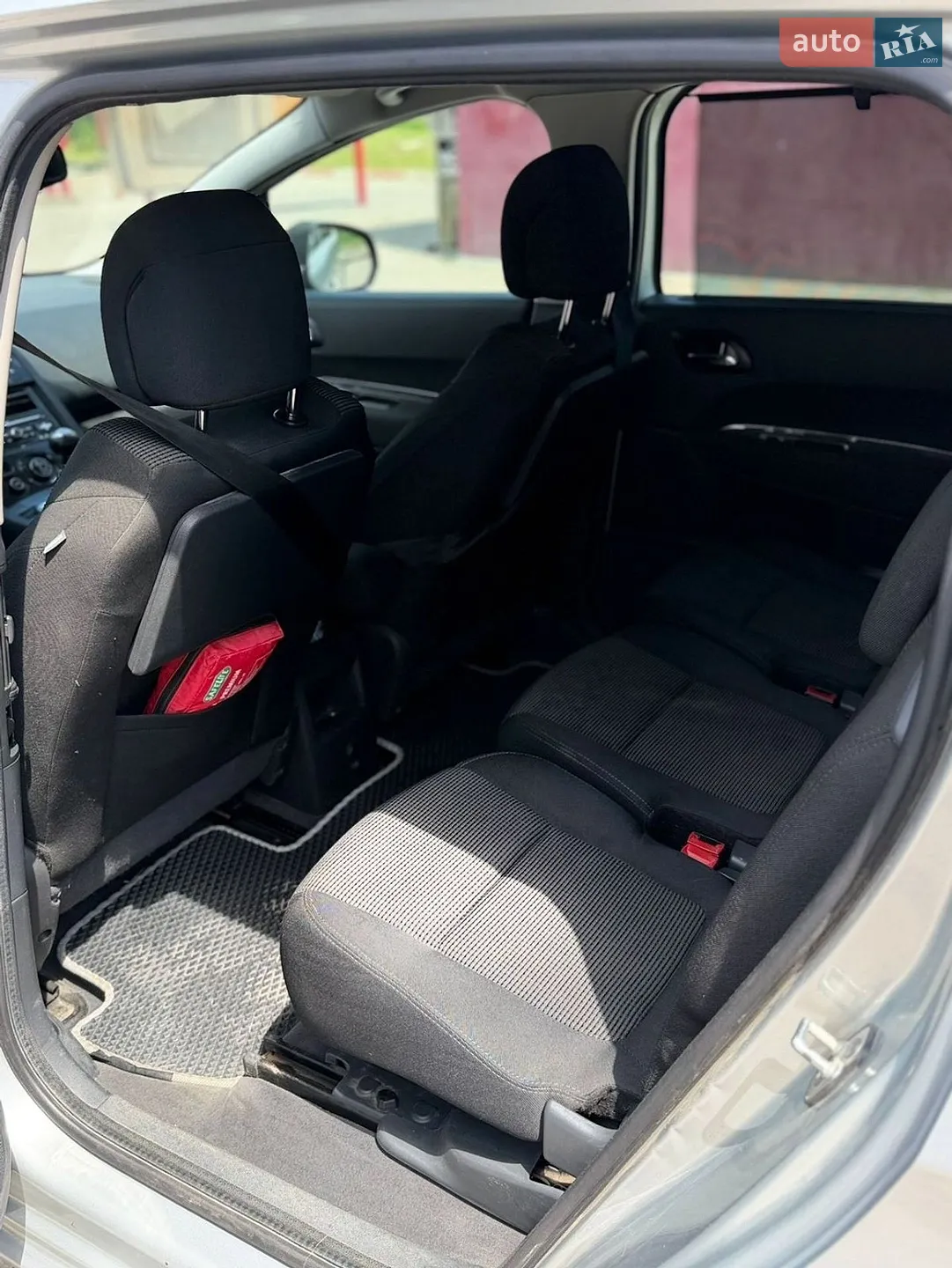 2010 Peugeot 5008 - мініатюра 8