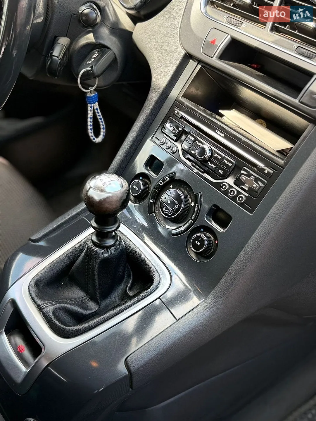 2010 Peugeot 5008 - мініатюра 12
