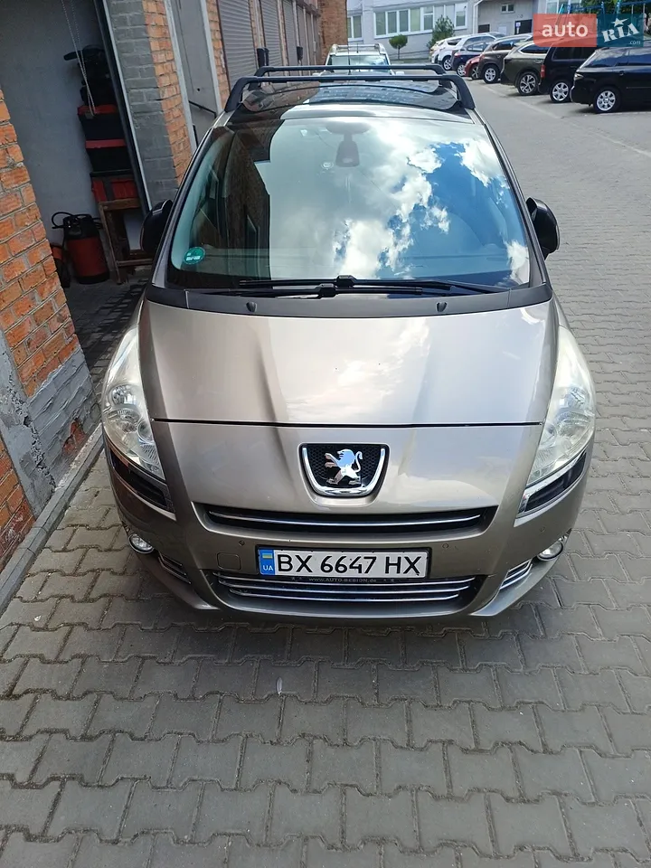 2011 Peugeot 5008 - мініатюра 18