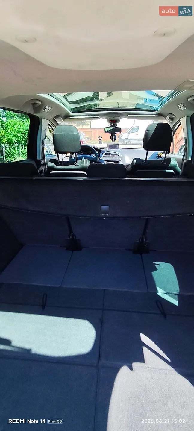 2010 Peugeot 5008 - мініатюра 17