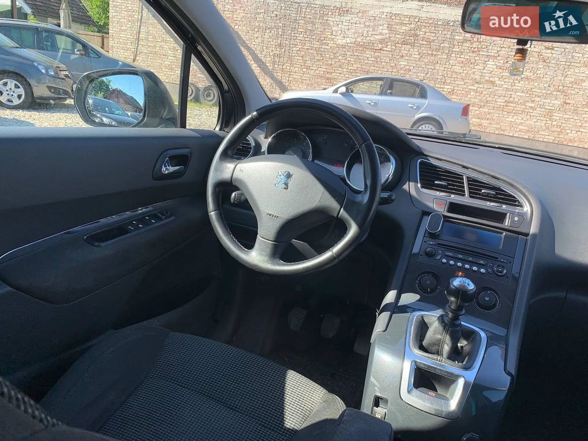 2010 Peugeot 5008 - мініатюра 23