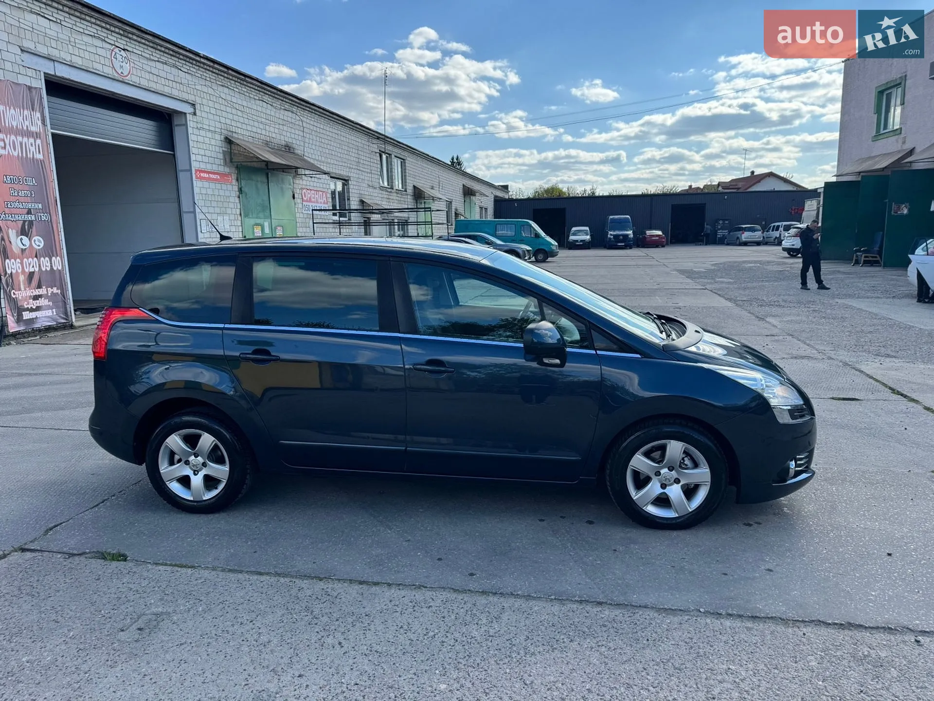 2012 Peugeot 5008 - мініатюра 10