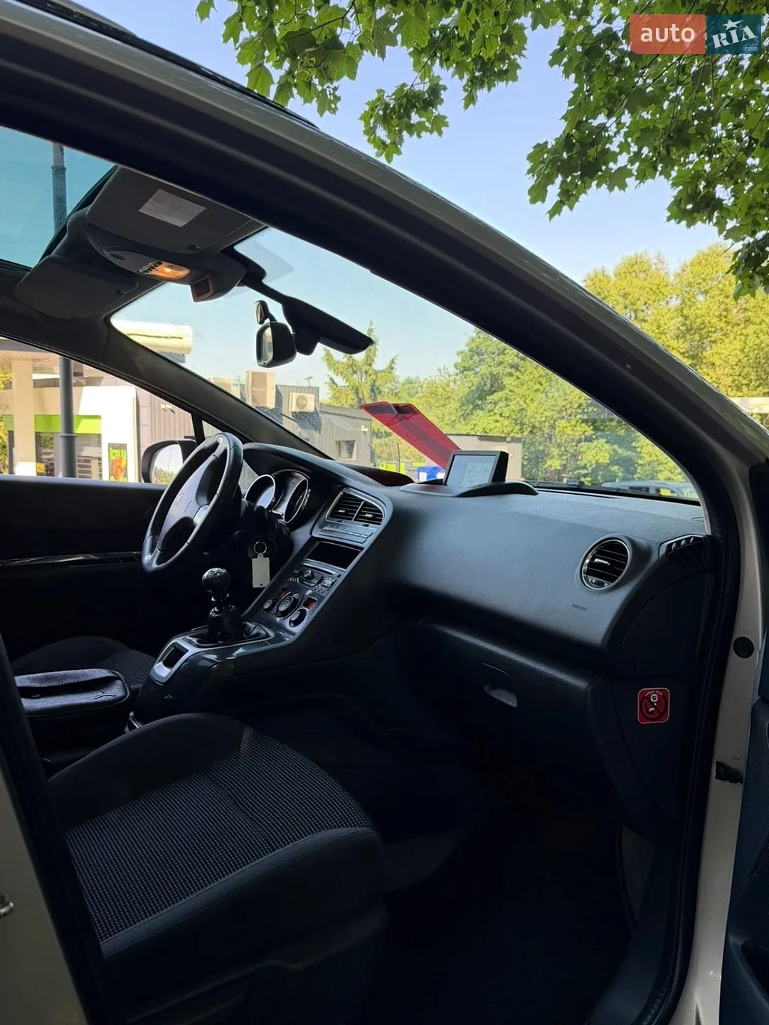 2016 Peugeot 5008 - мініатюра 31