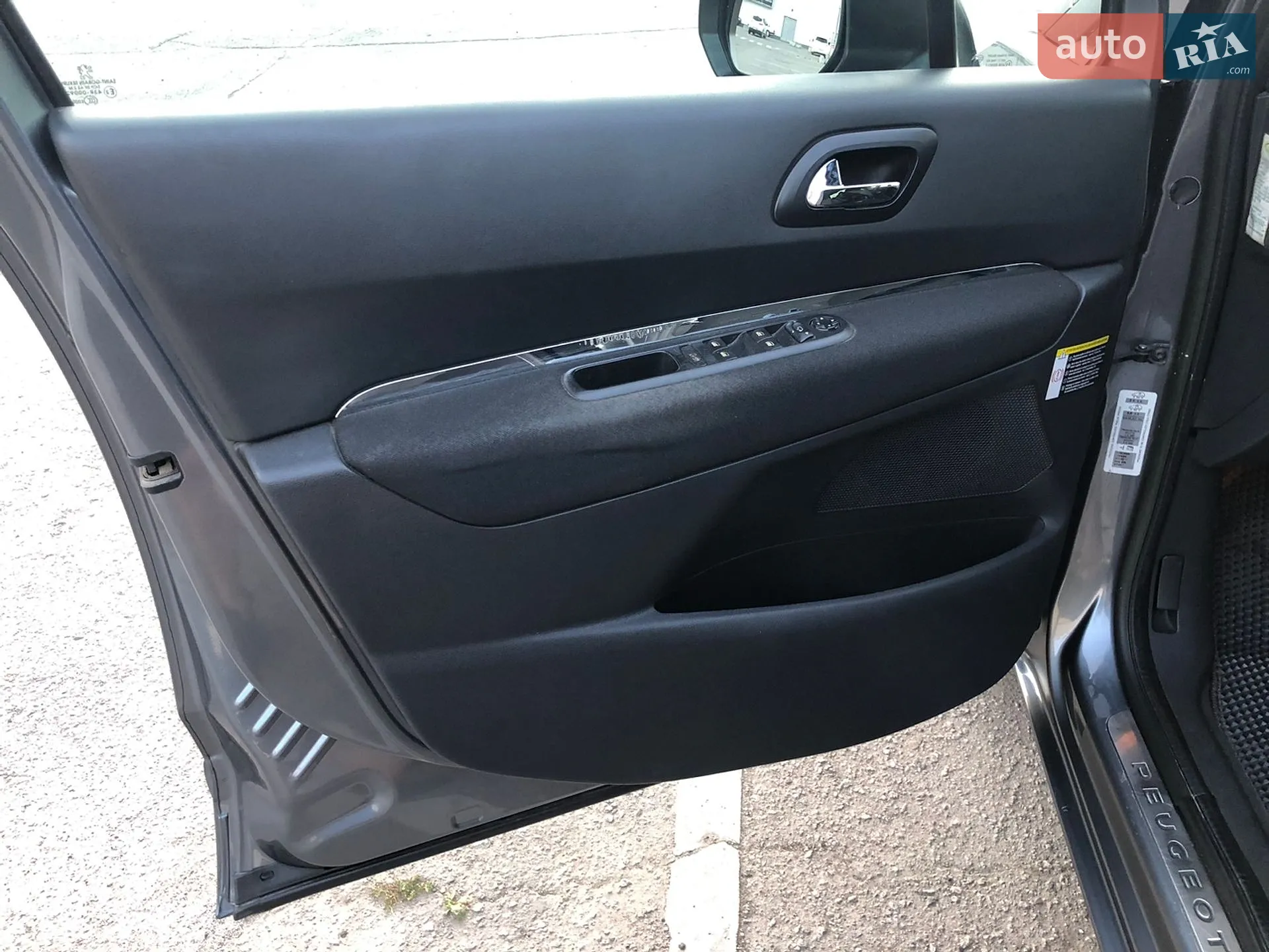 2011 Peugeot 5008 - мініатюра 10