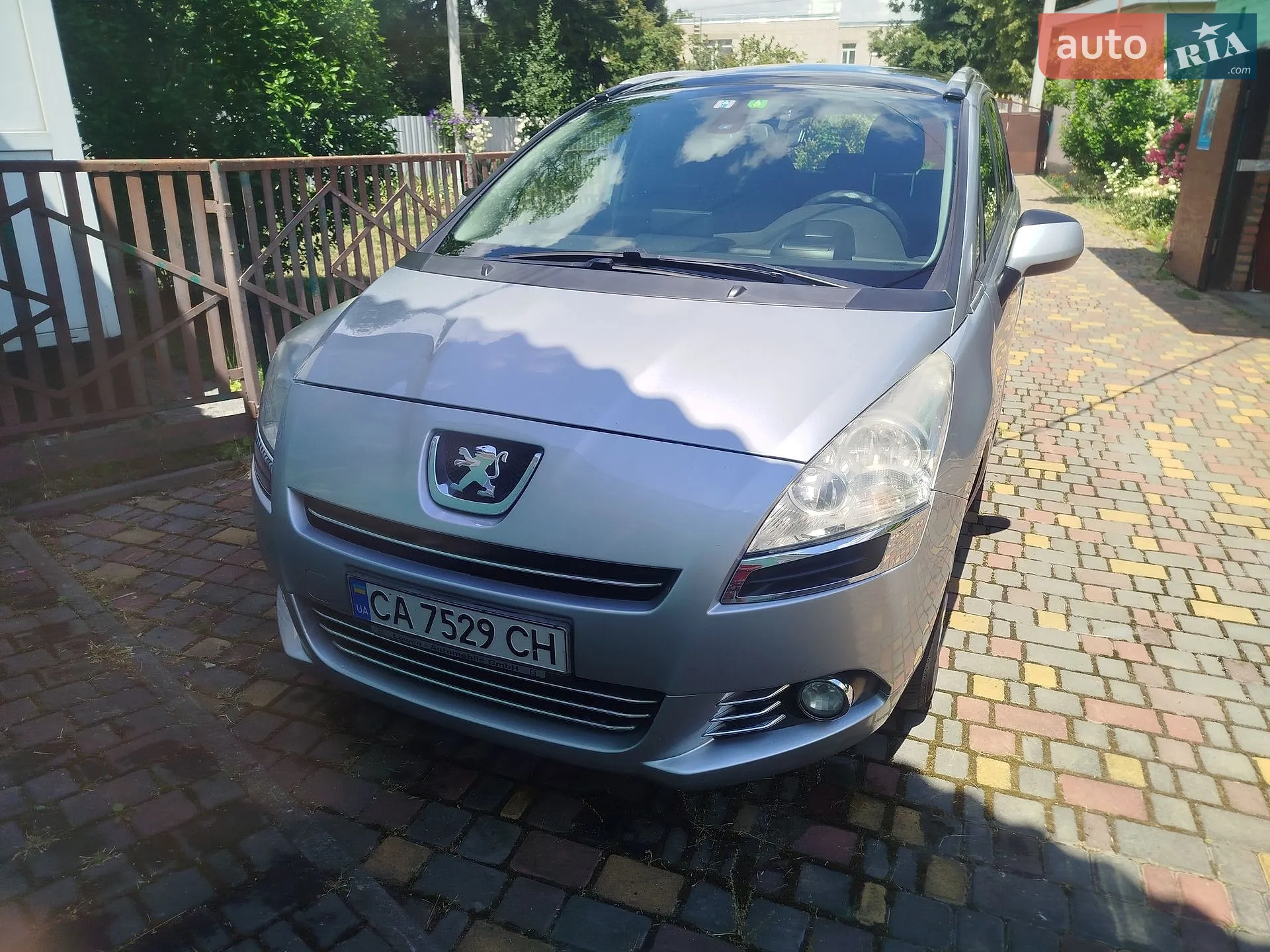 2011 Peugeot 5008 - мініатюра 15