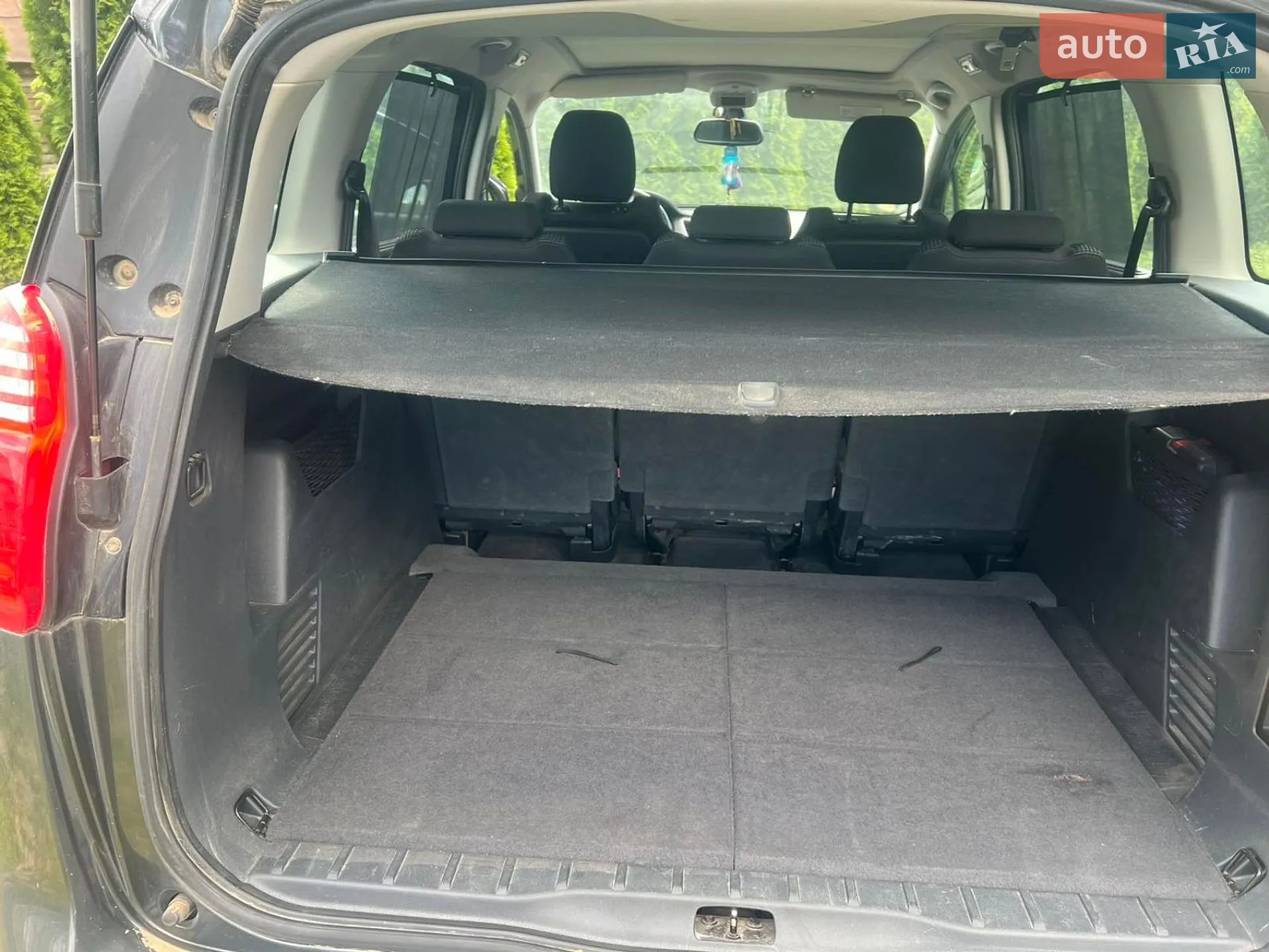 2011 Peugeot 5008 - мініатюра 12