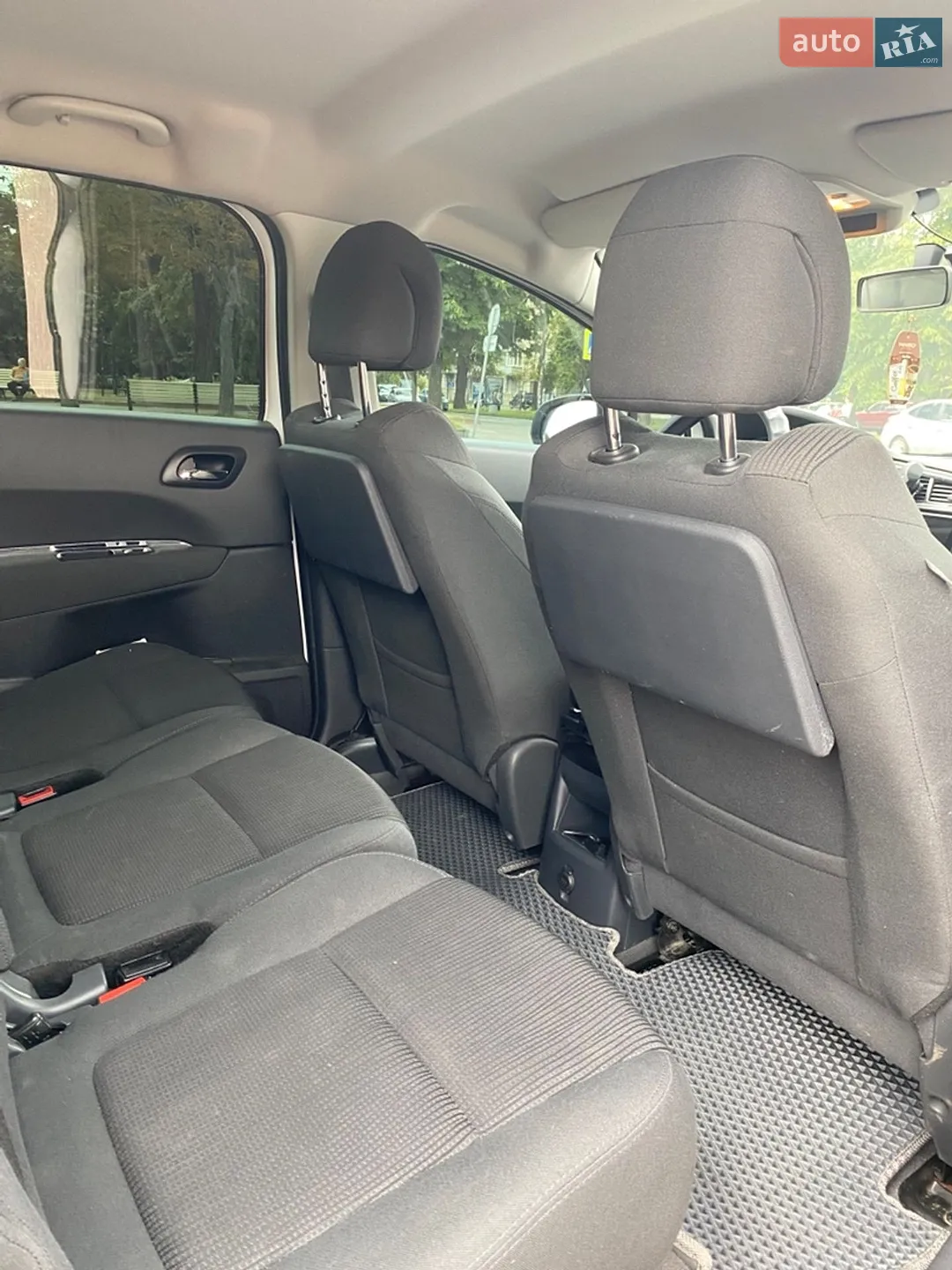 2015 Peugeot 5008 - мініатюра 15