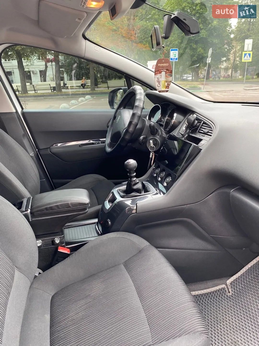 2015 Peugeot 5008 - мініатюра 17