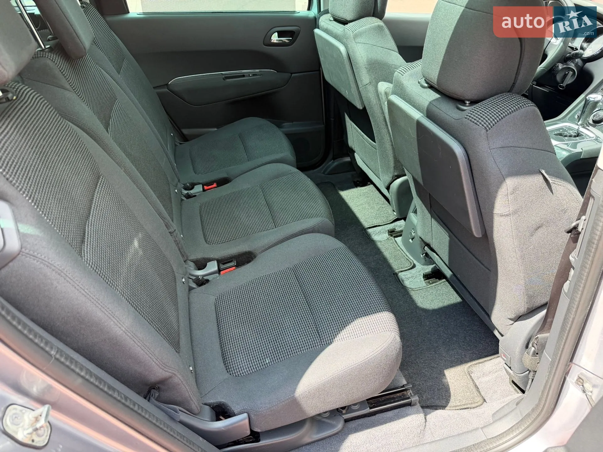 2015 Peugeot 5008 - мініатюра 56