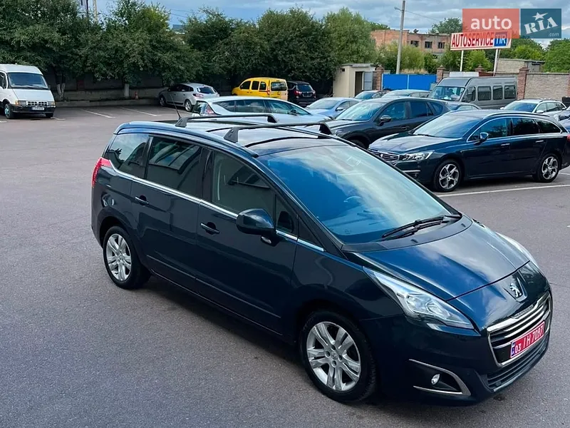 Peugeot 5008 2016