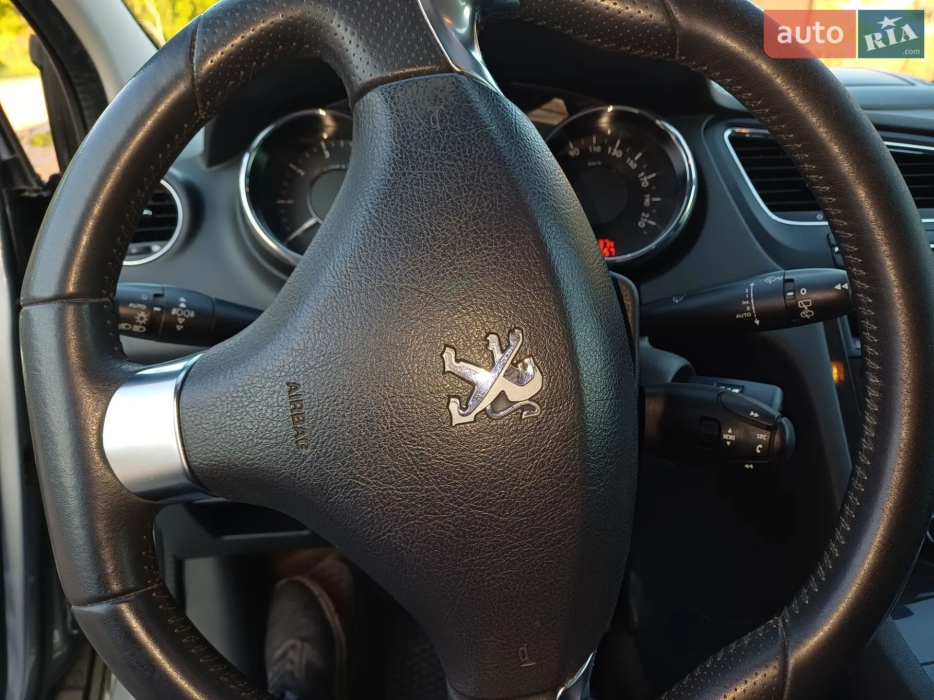 2013 Peugeot 5008 - мініатюра 25