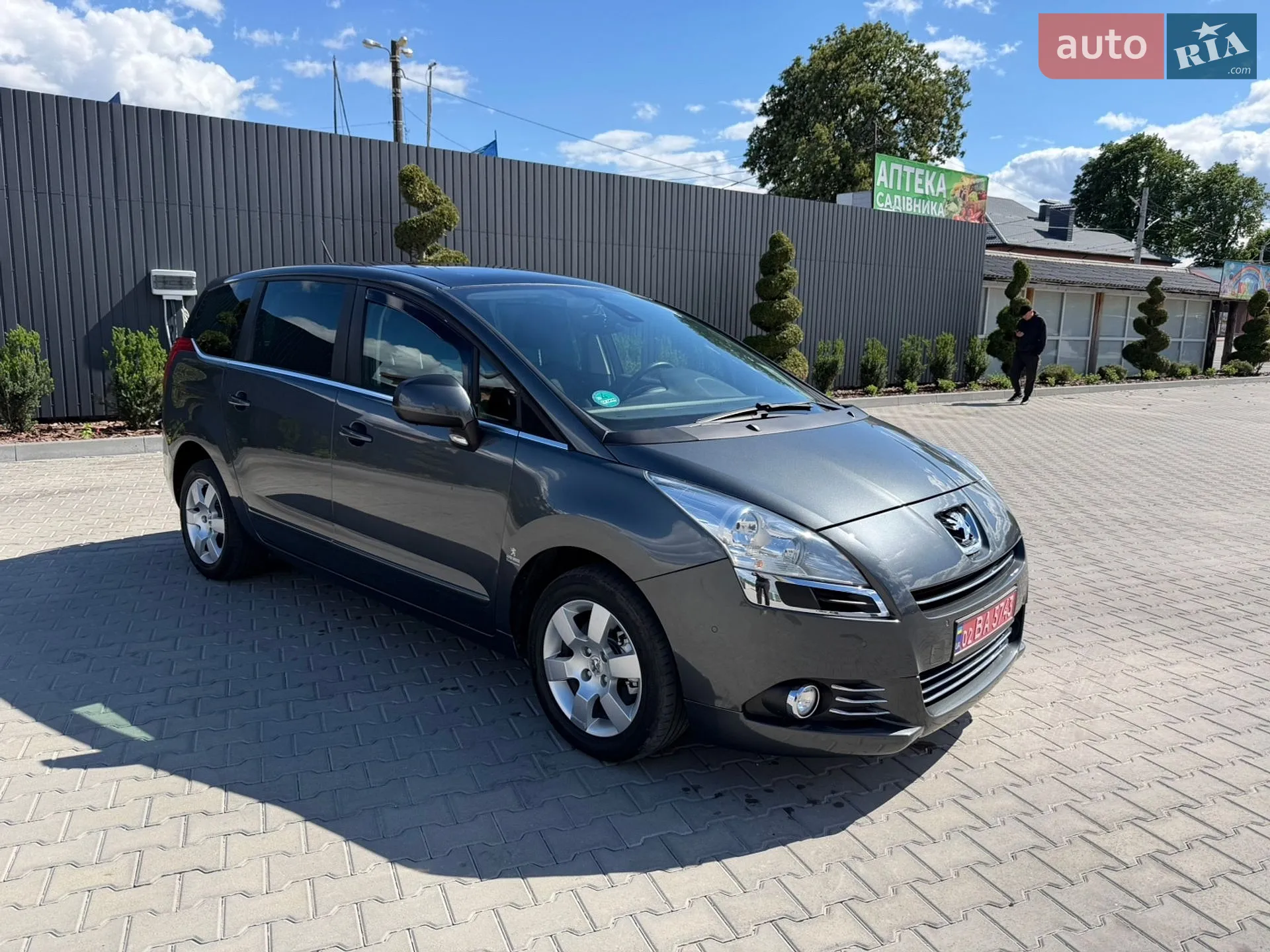 2010 Peugeot 5008 - фото 1