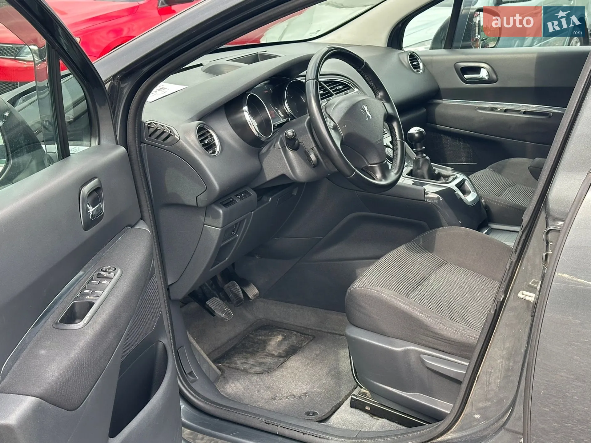 2011 Peugeot 5008 - мініатюра 10