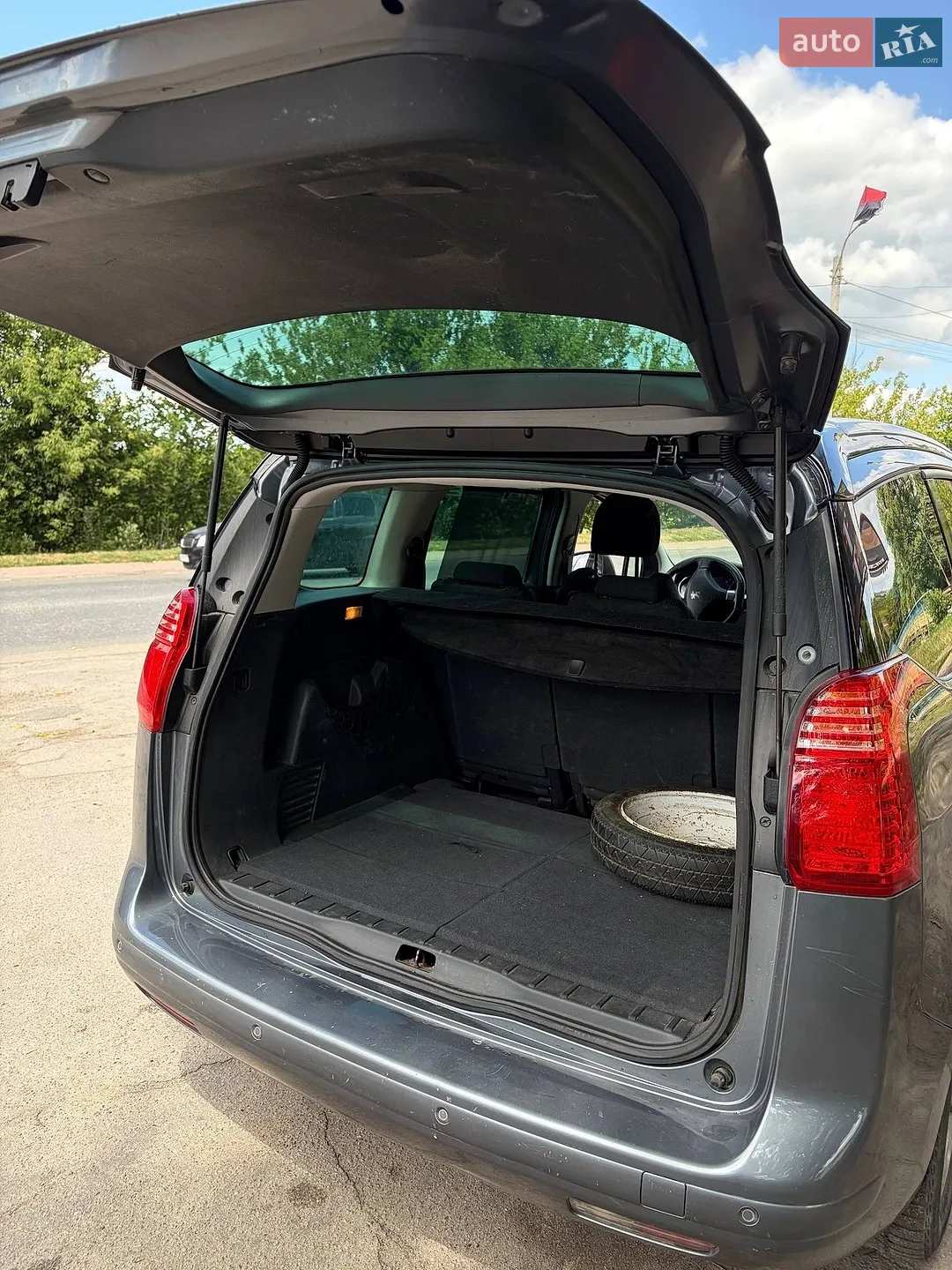 2011 Peugeot 5008 - мініатюра 7