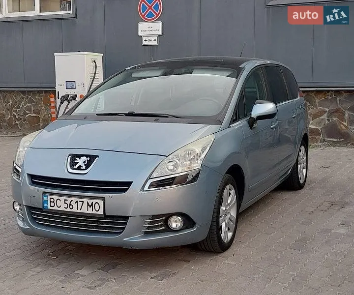 Peugeot 5008