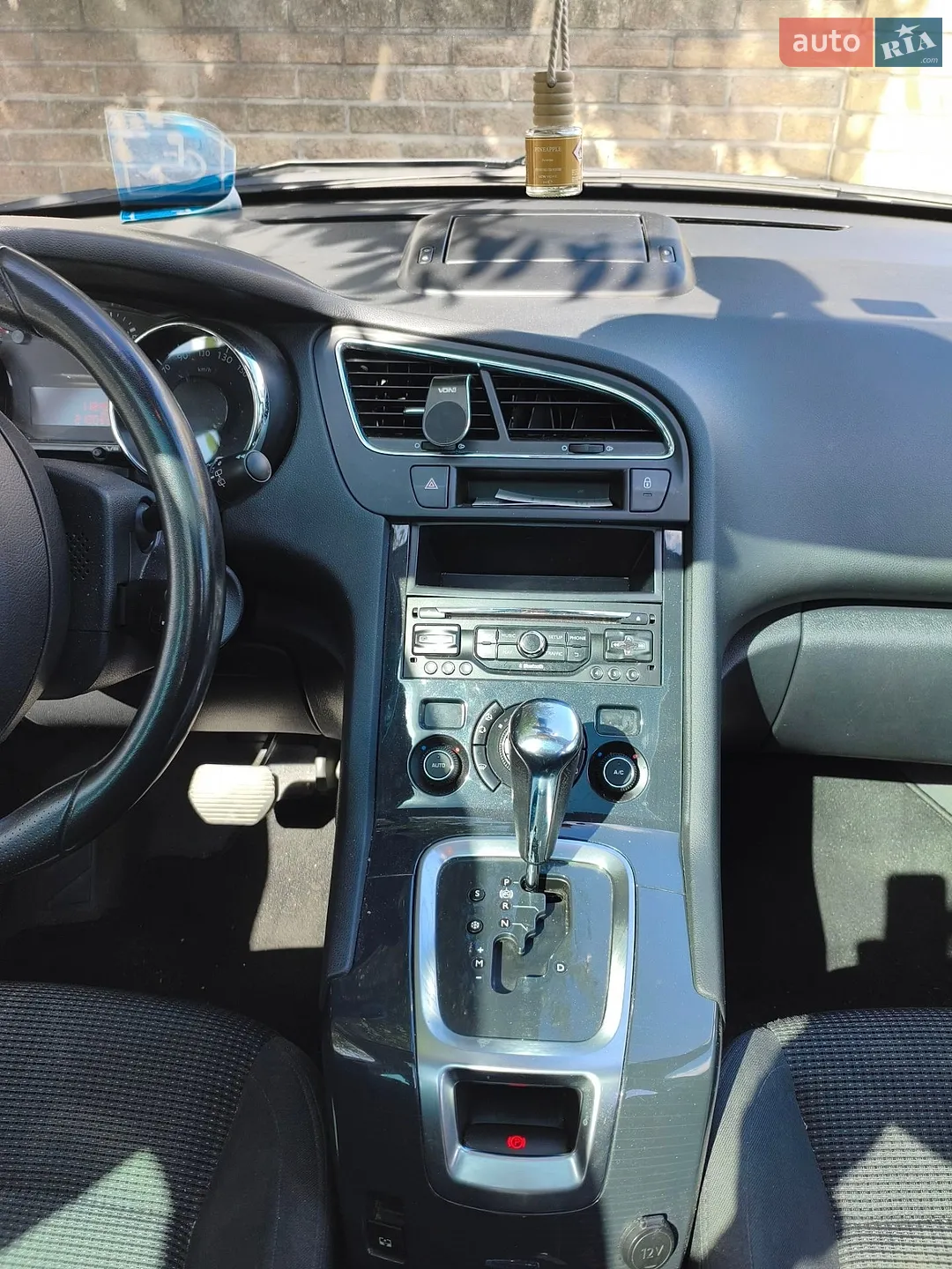 2014 Peugeot 5008 - мініатюра 15