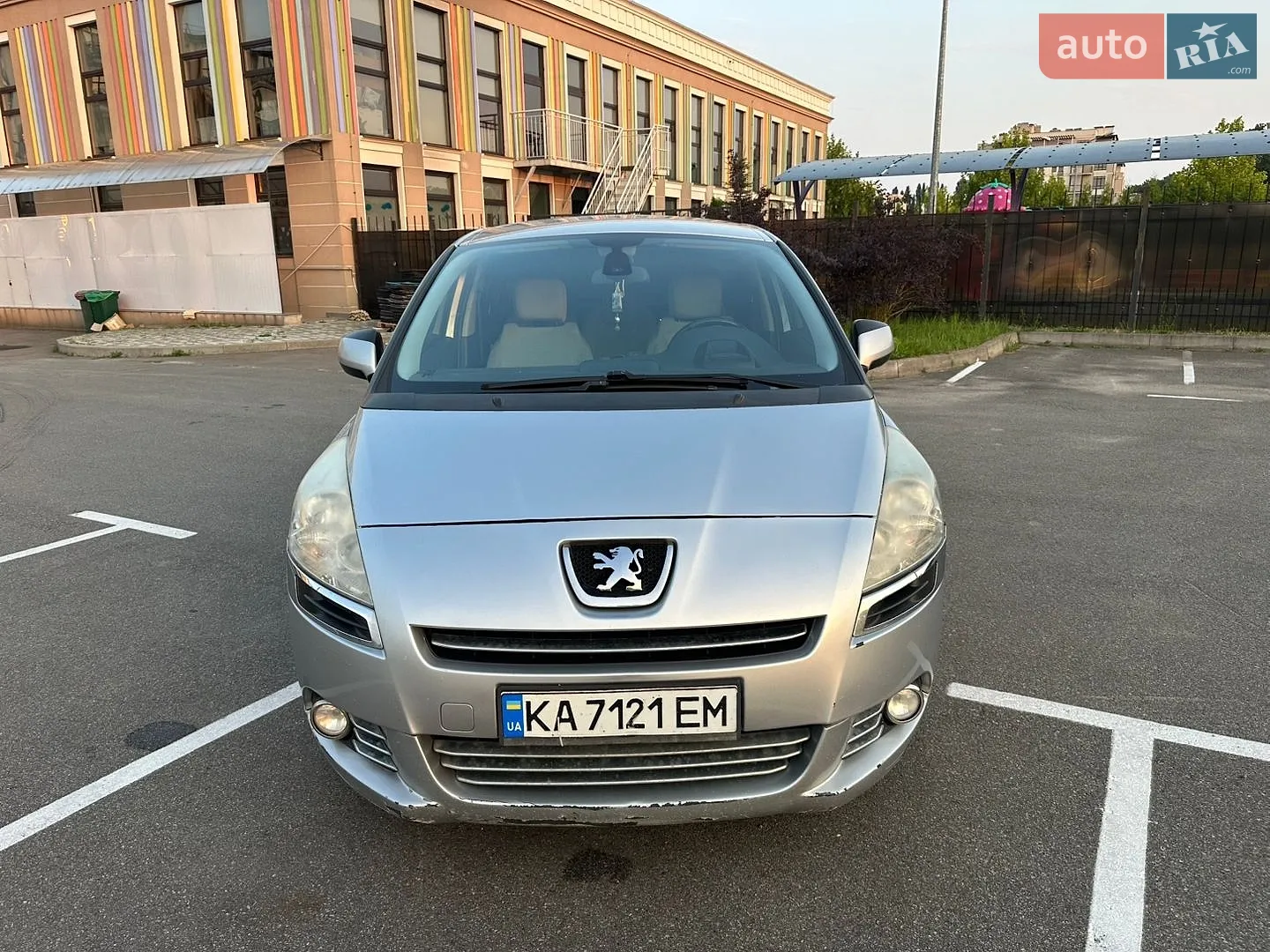 2010 Peugeot 5008 - мініатюра 3