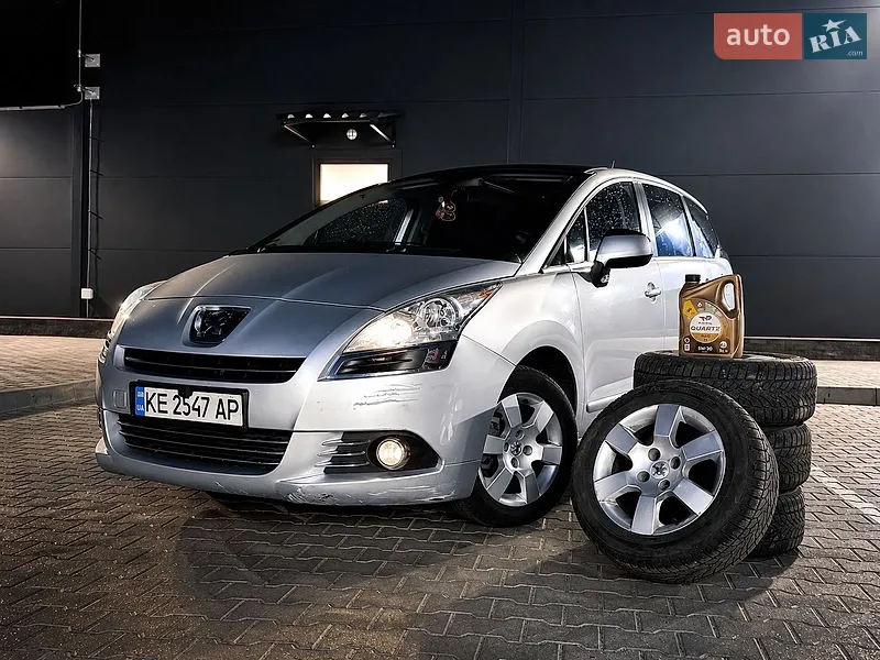 Peugeot 5008