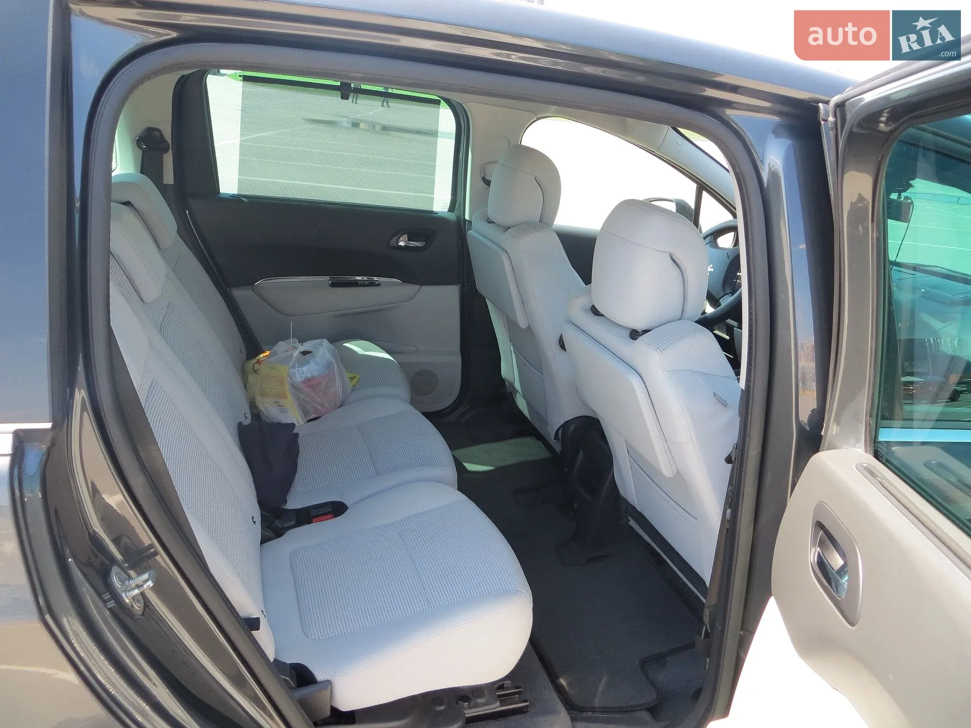 2013 Peugeot 5008 - мініатюра 3