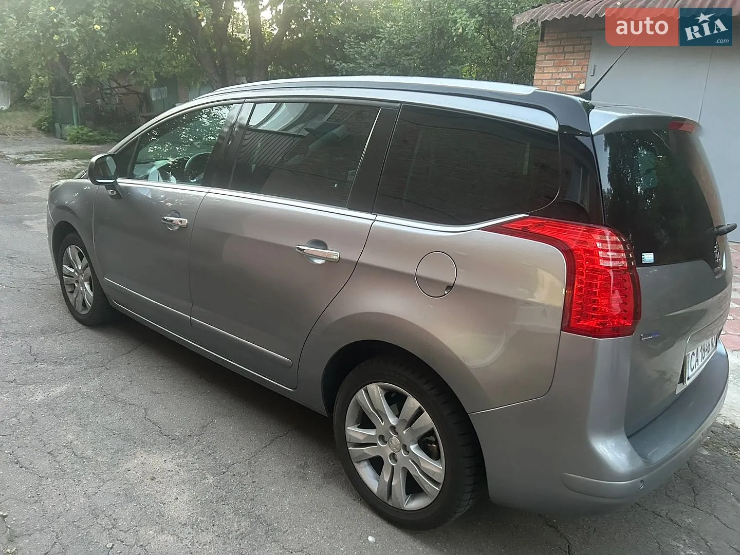 2016 Peugeot 5008 - мініатюра 2