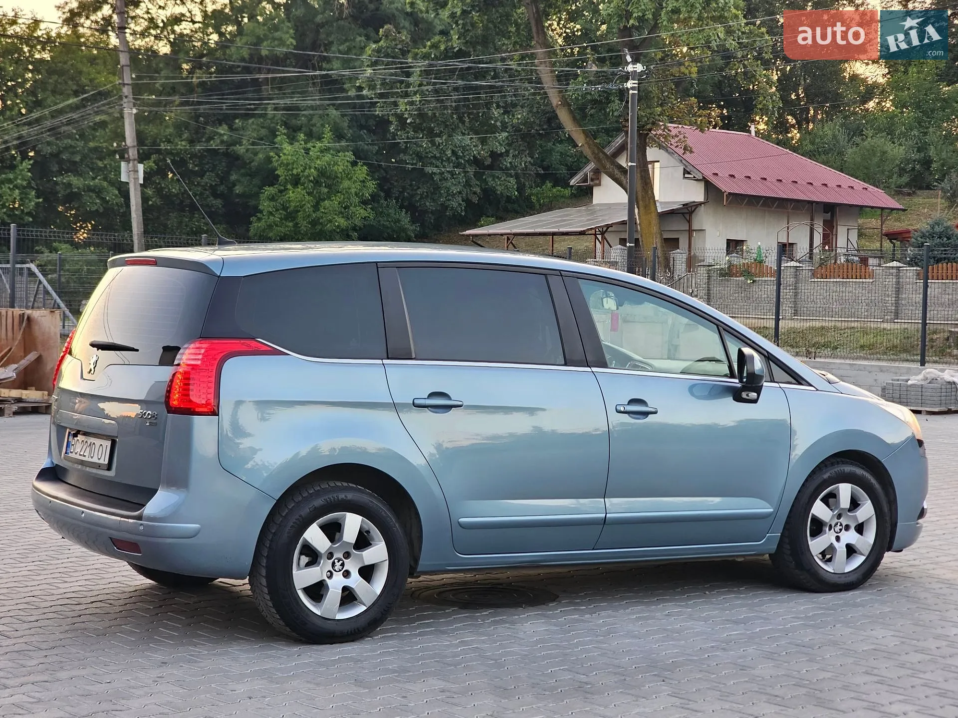 2011 Peugeot 5008 - мініатюра 12