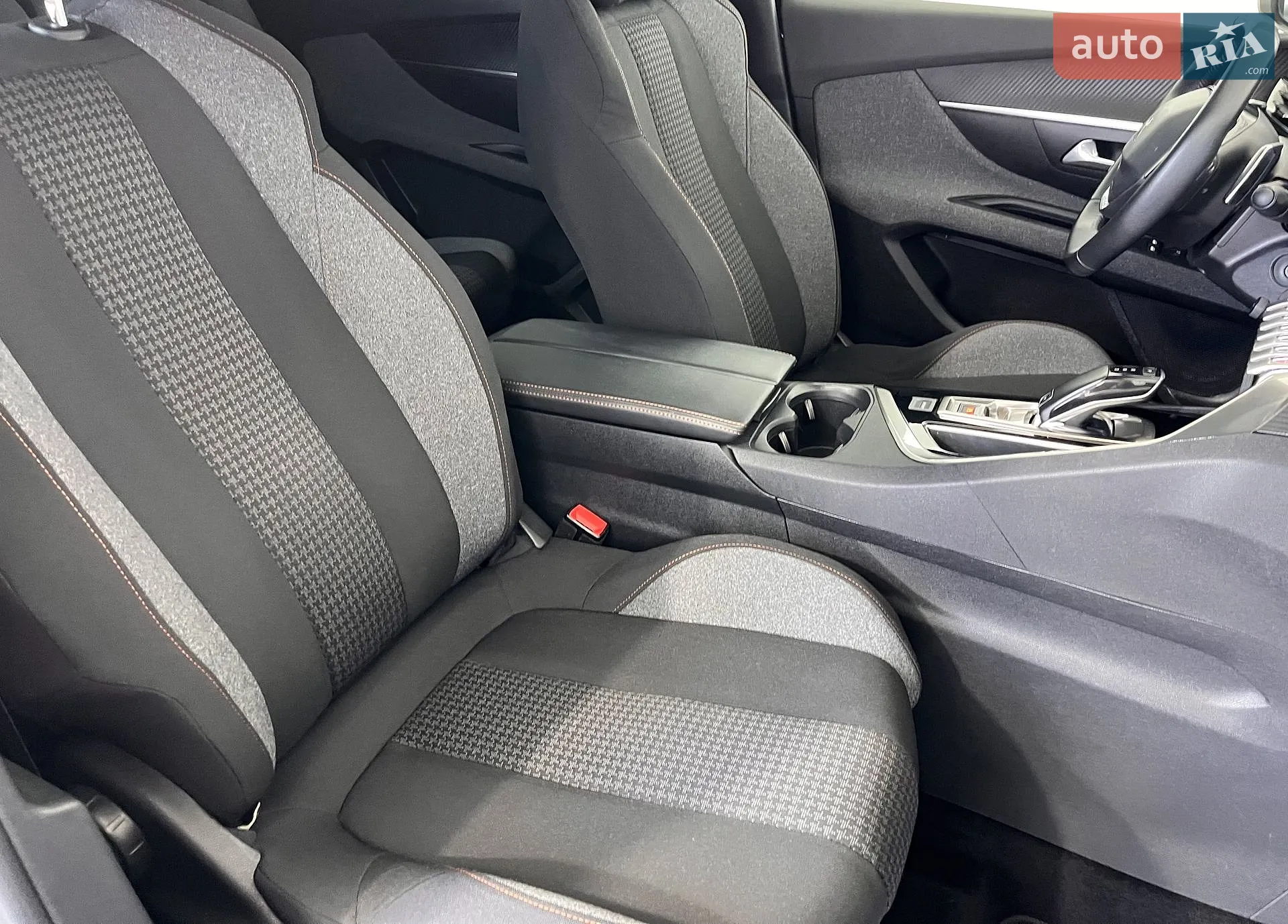 2019 Peugeot 5008 - мініатюра 10