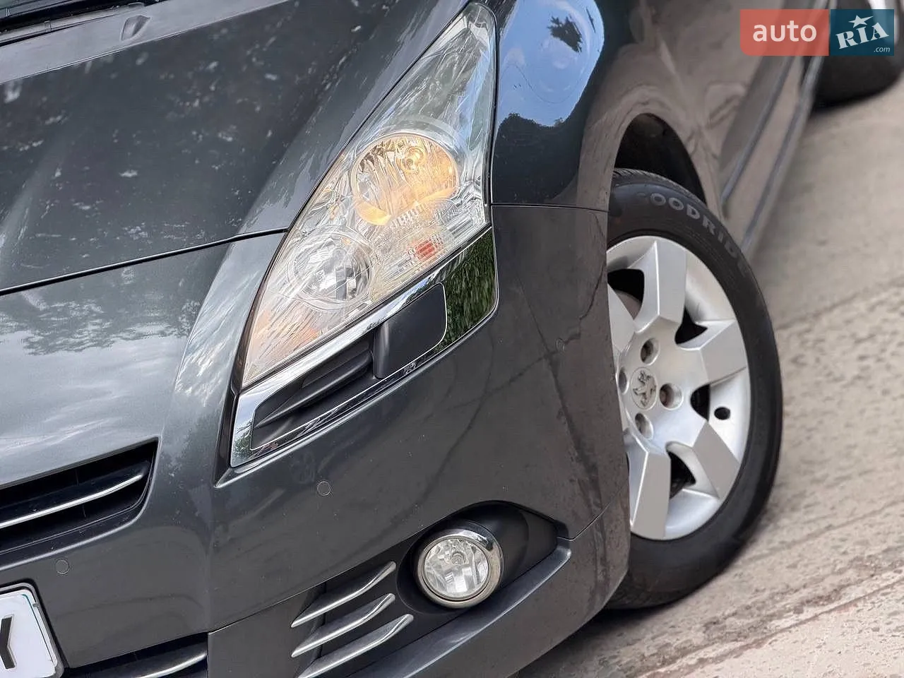 2011 Peugeot 5008 - мініатюра 10