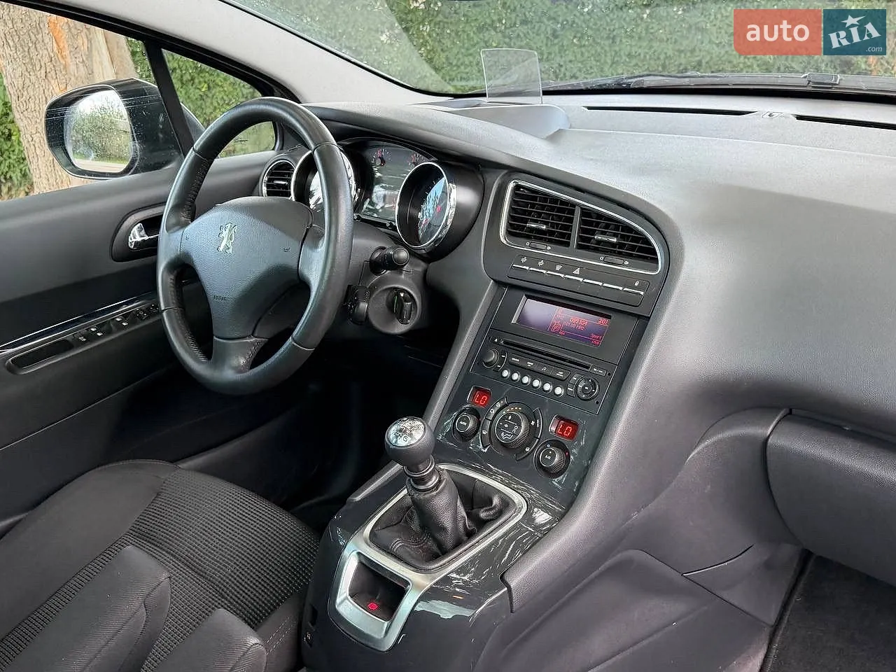 2011 Peugeot 5008 - мініатюра 32