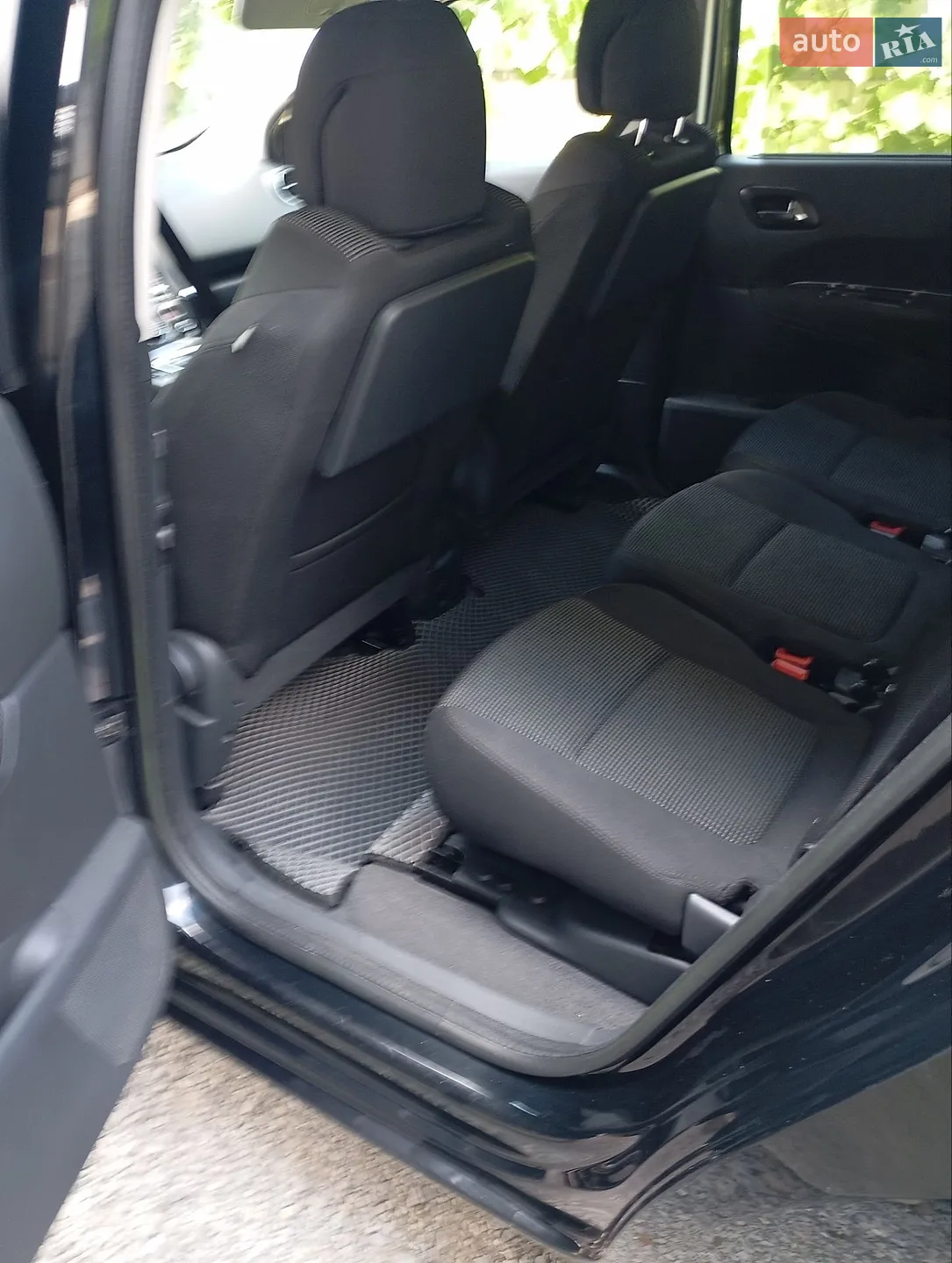 2011 Peugeot 5008 - мініатюра 8
