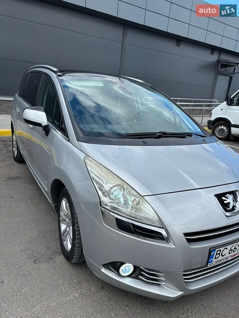 2011 Peugeot 5008 - мініатюра 12