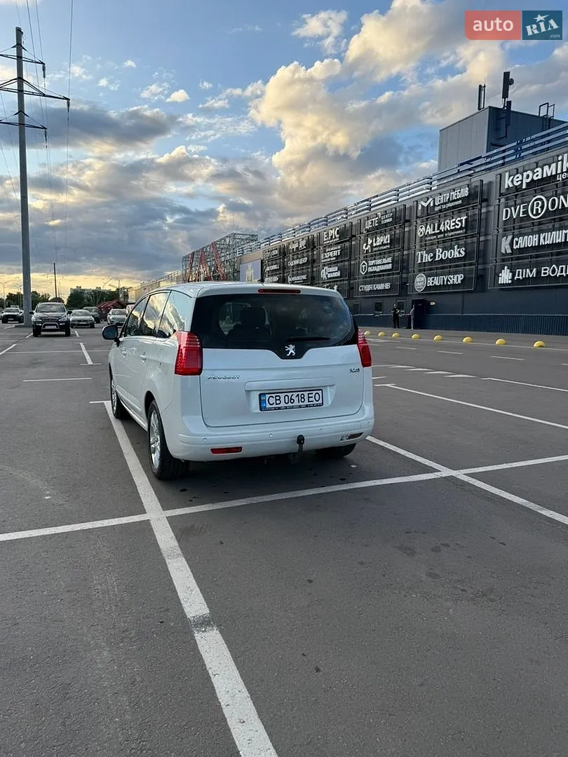 2010 Peugeot 5008 - мініатюра 7