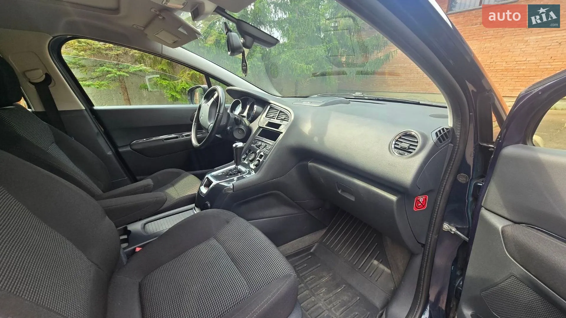 2011 Peugeot 5008 - мініатюра 22