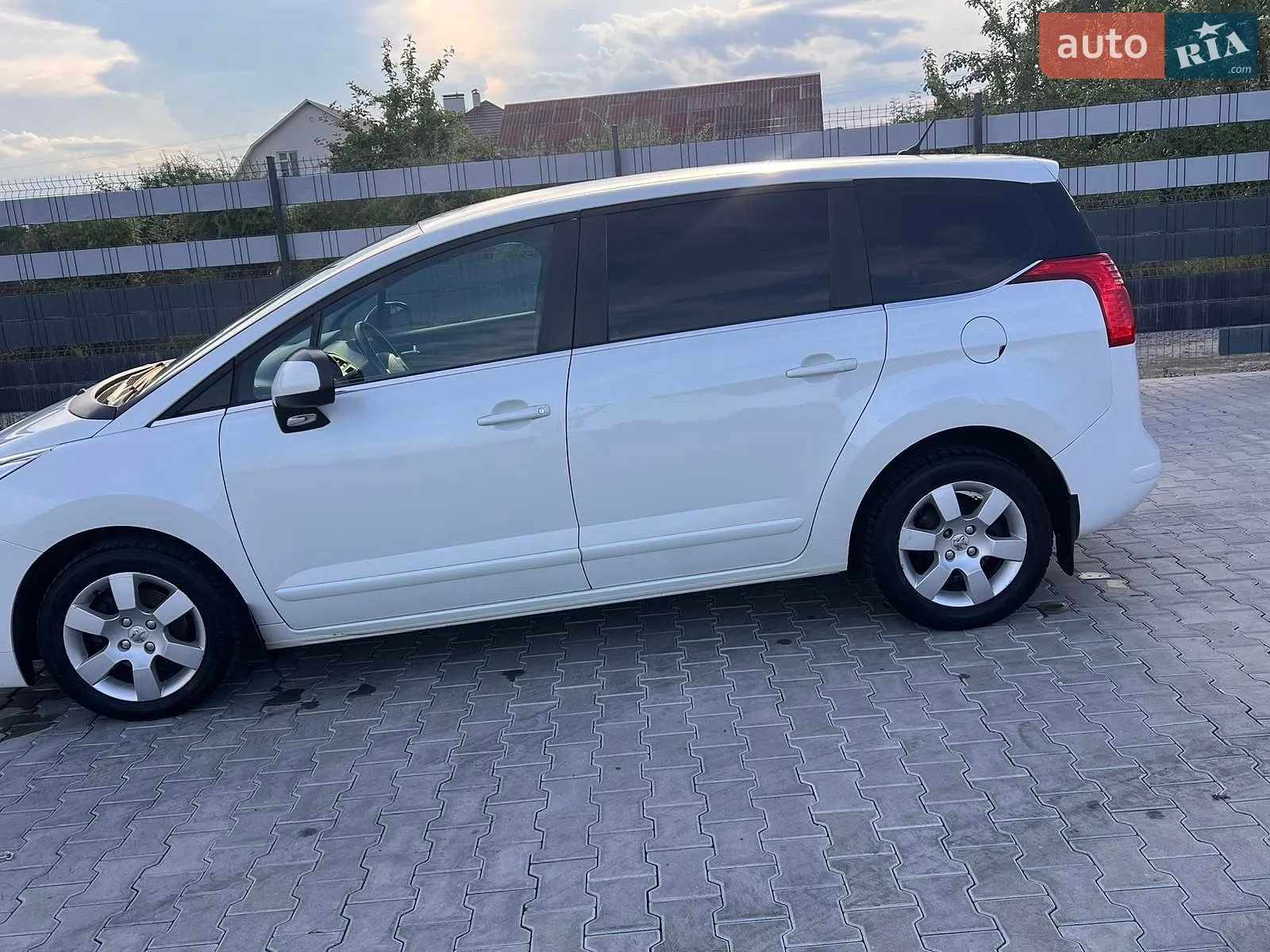 2011 Peugeot 5008 - мініатюра 6
