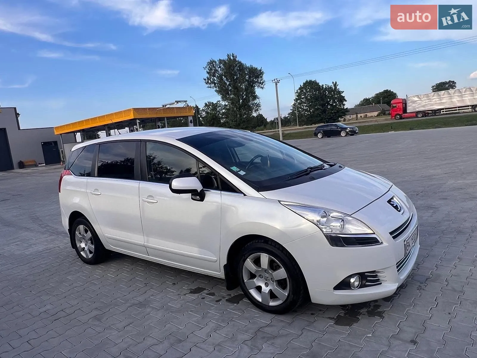 2011 Peugeot 5008 - мініатюра 14