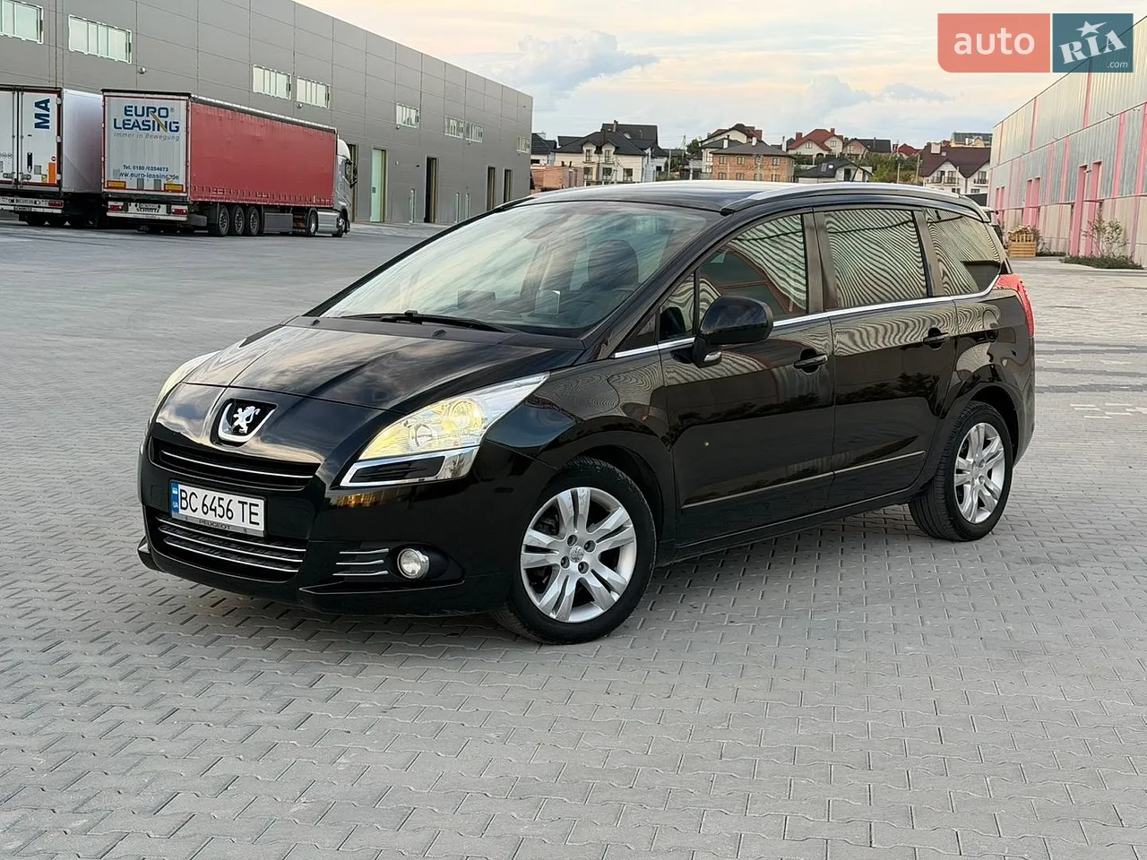 2011 Peugeot 5008 - мініатюра 17