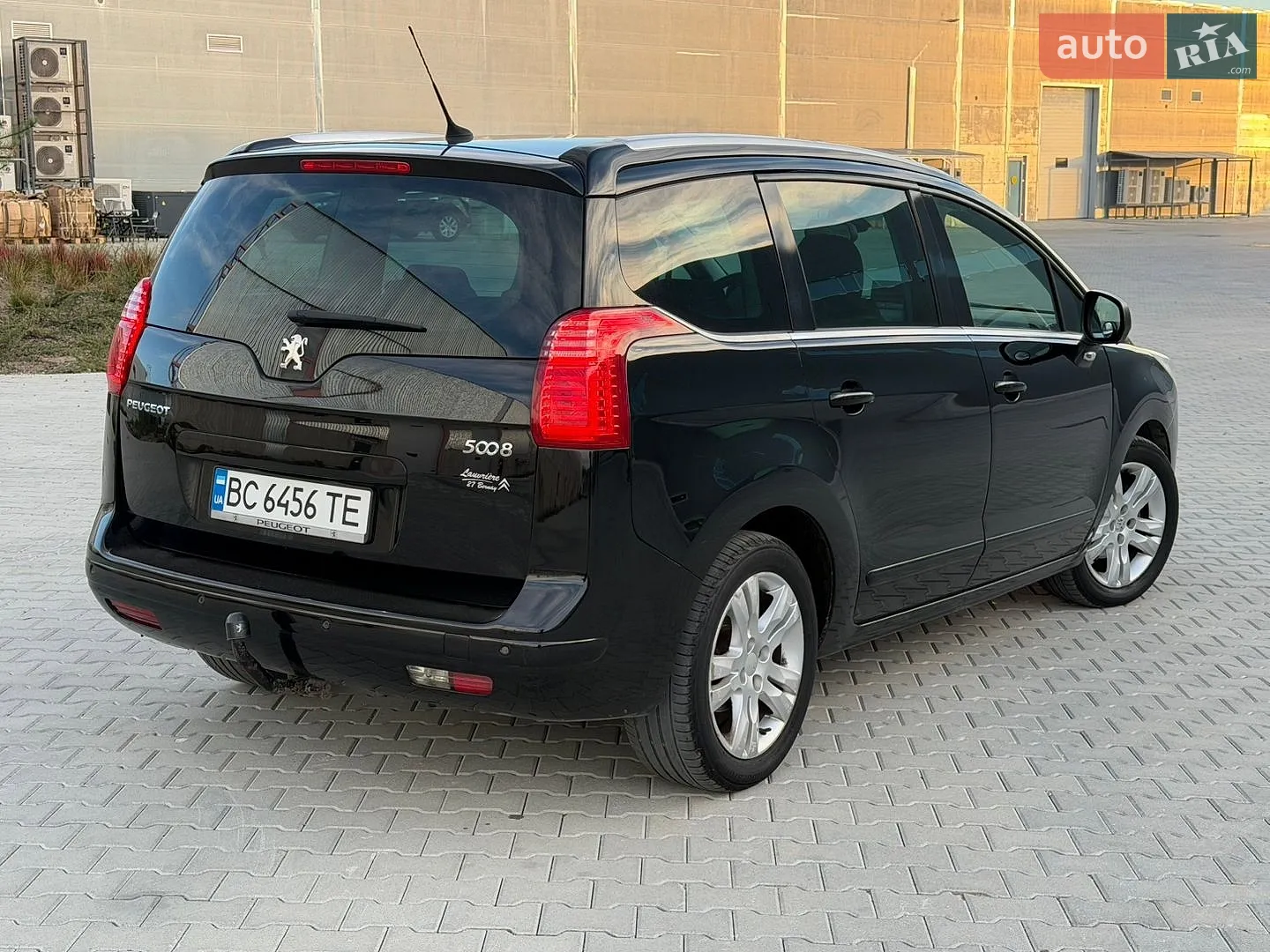 2010 Peugeot 5008 - мініатюра 8