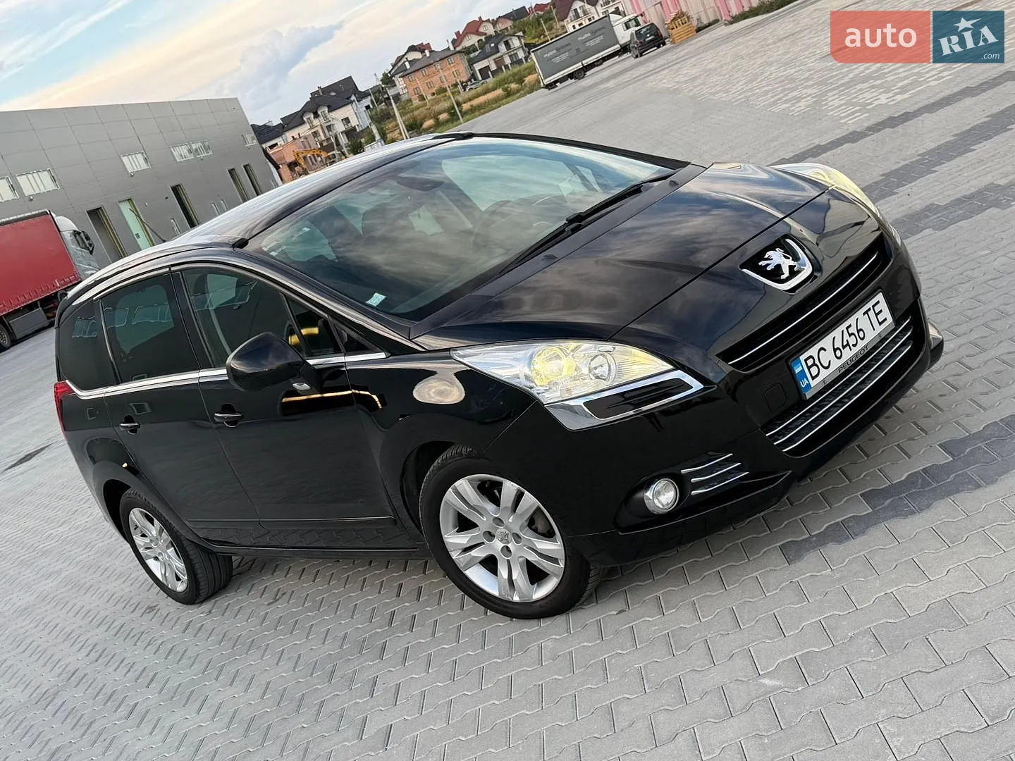 2010 Peugeot 5008 - мініатюра 14