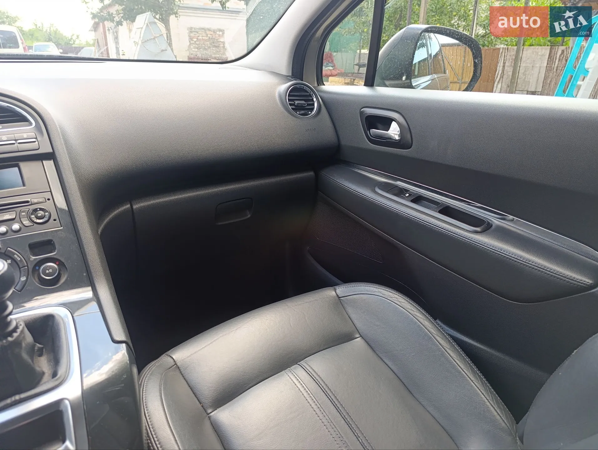 2010 Peugeot 5008 - мініатюра 8