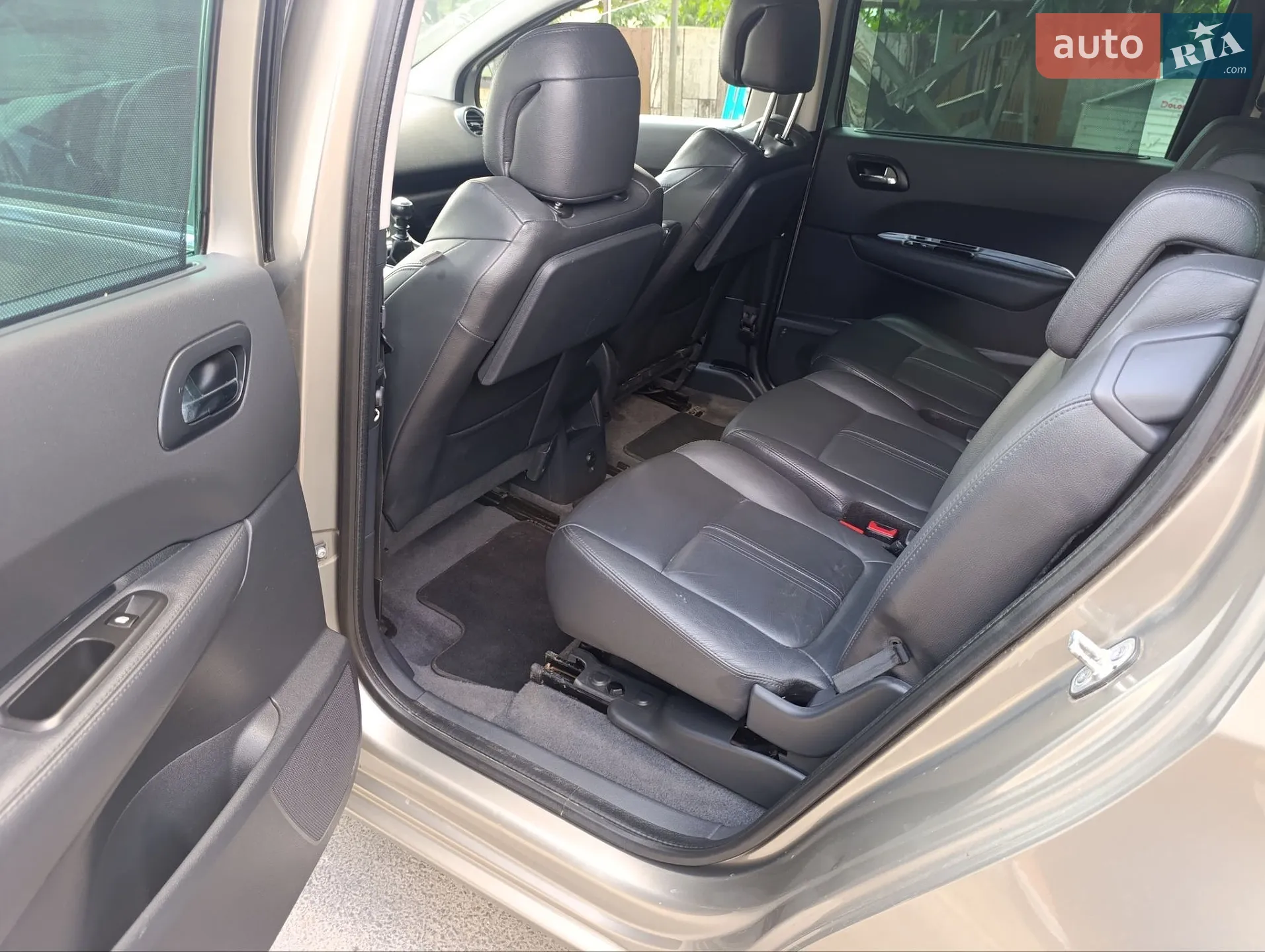 2010 Peugeot 5008 - мініатюра 6