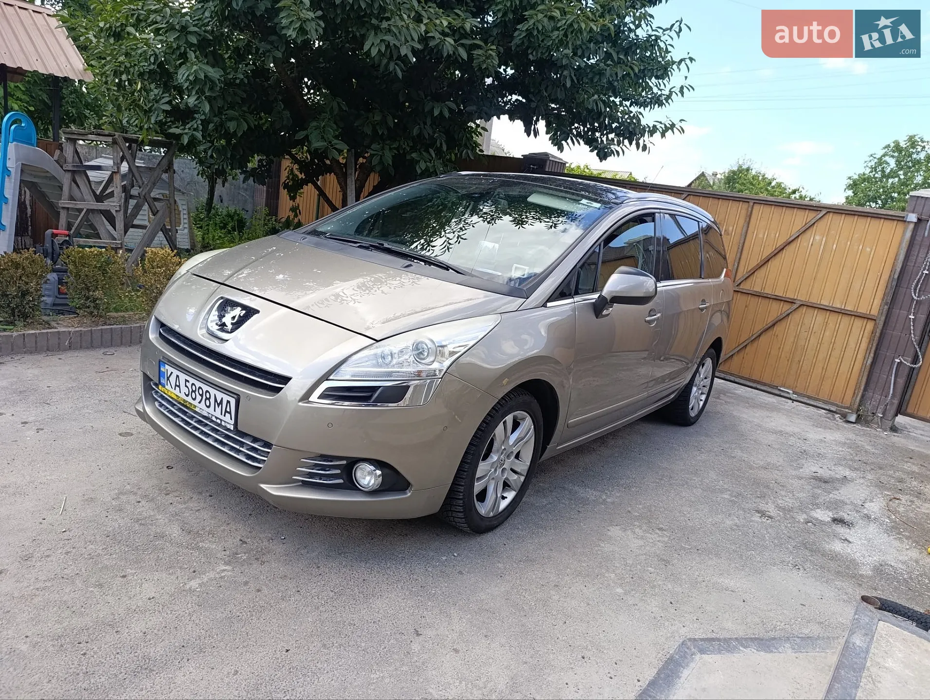 2010 Peugeot 5008 - фото 1