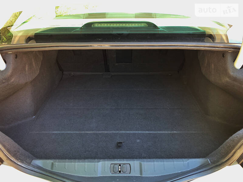 Седан Peugeot 508 2011 в Івано-Франківську